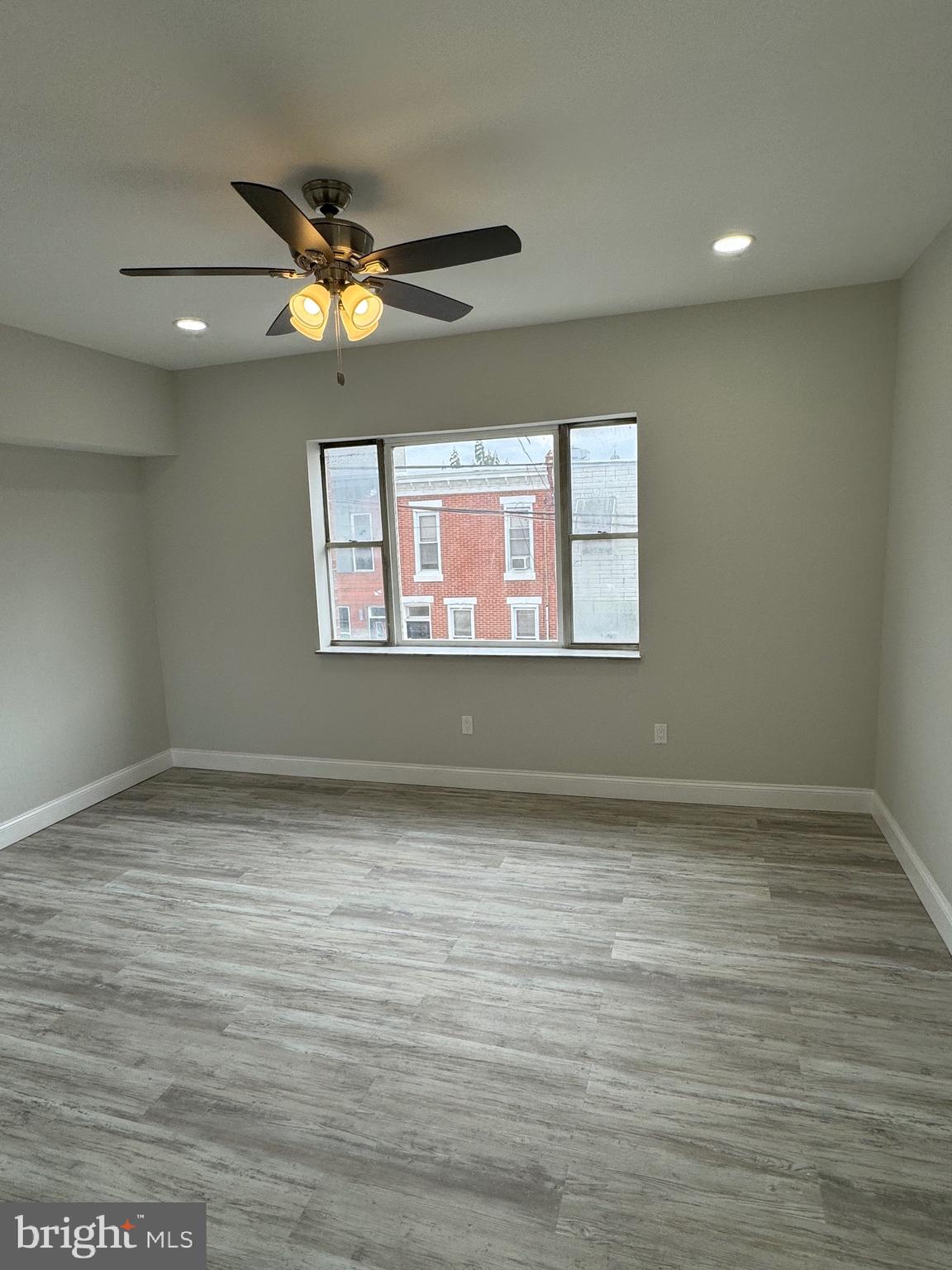 POINT BREEZE - Residential