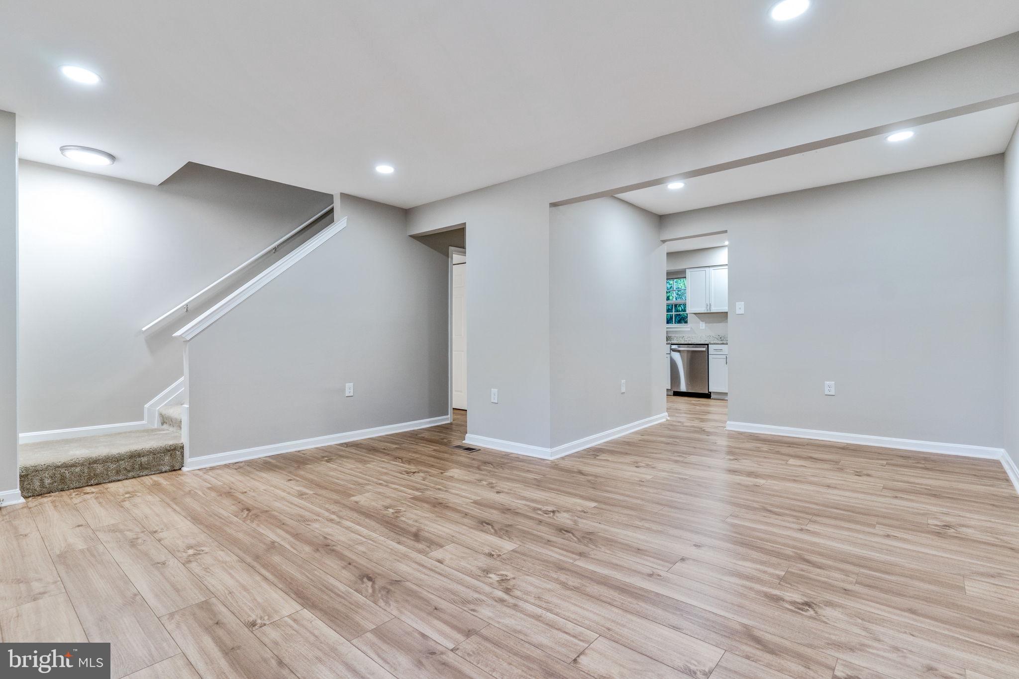 MONTCLAIR ST3 - Residential