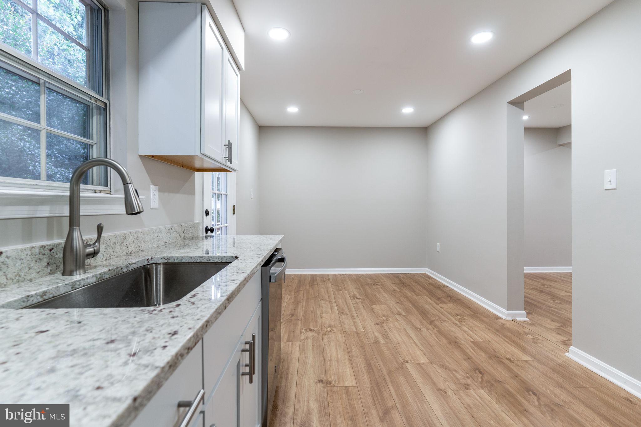 MONTCLAIR ST3 - Residential