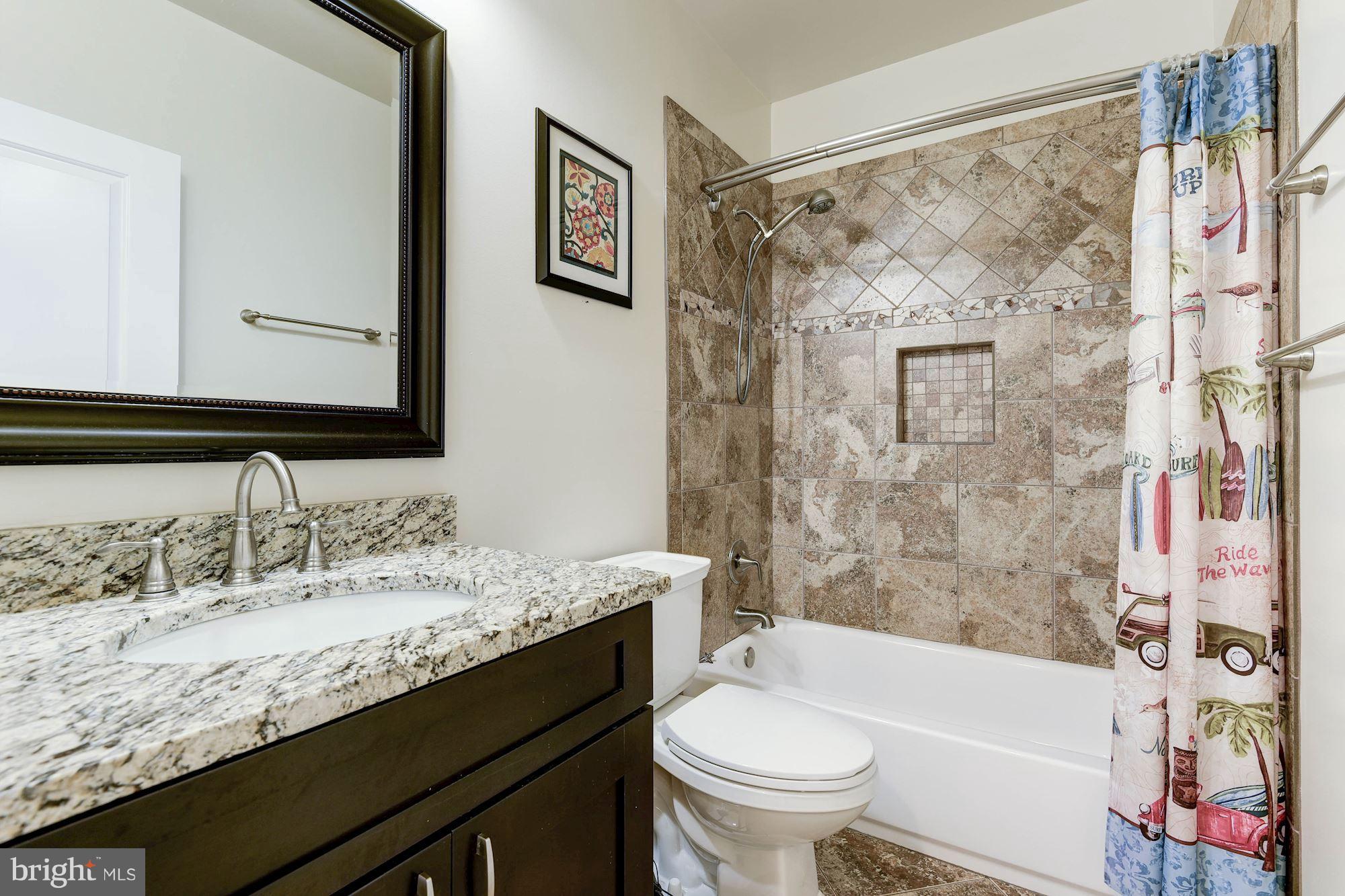 WEST LAWN - Residential