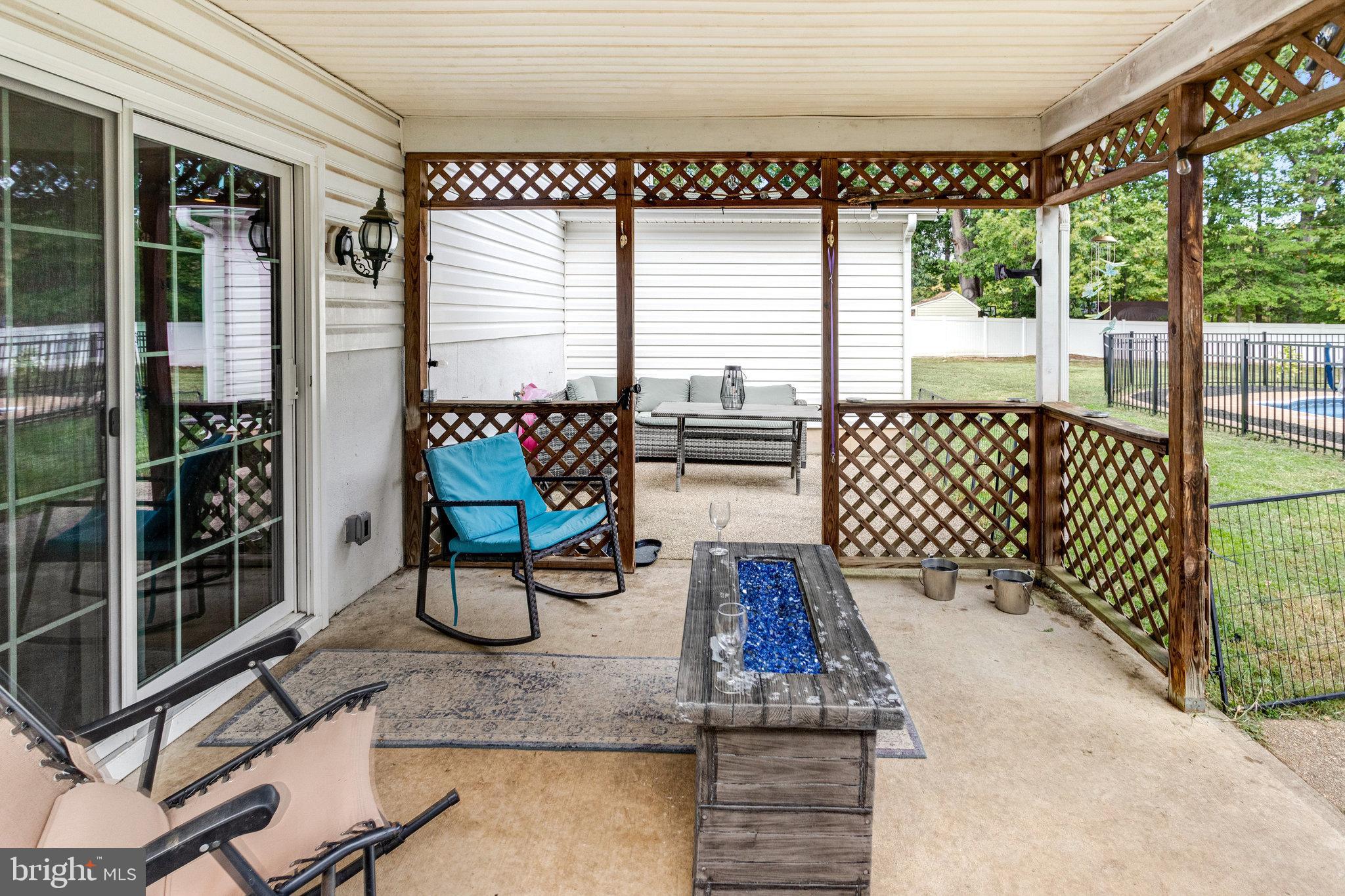 MAPLE GROVE - Residential