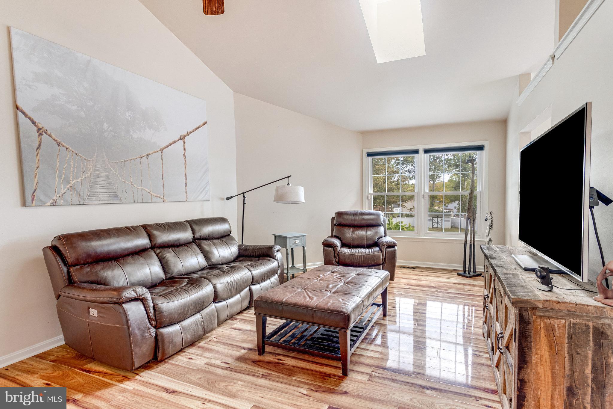 MAPLE GROVE - Residential