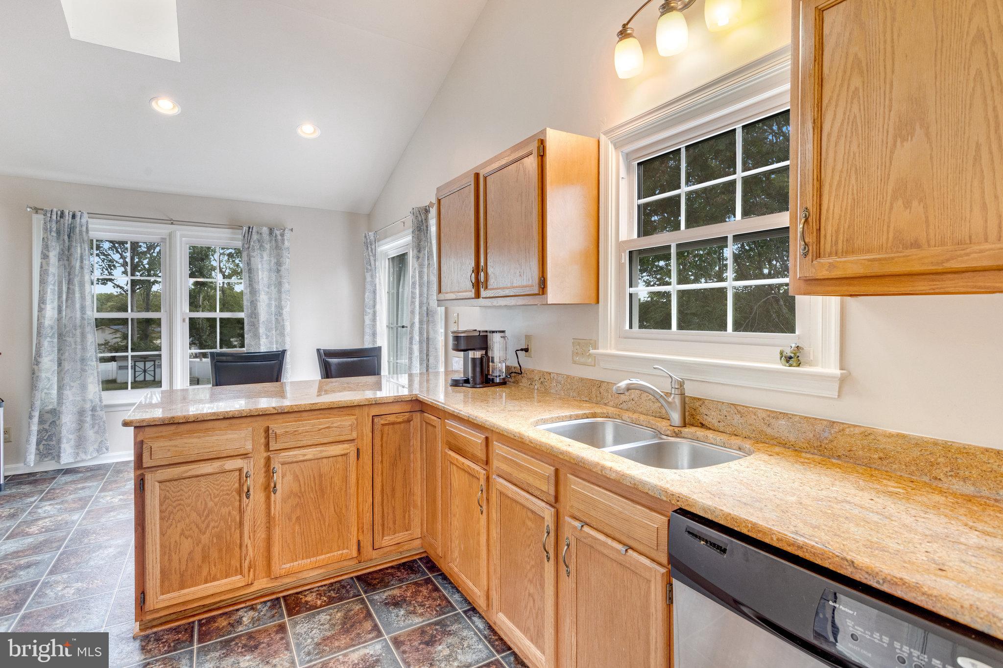 MAPLE GROVE - Residential