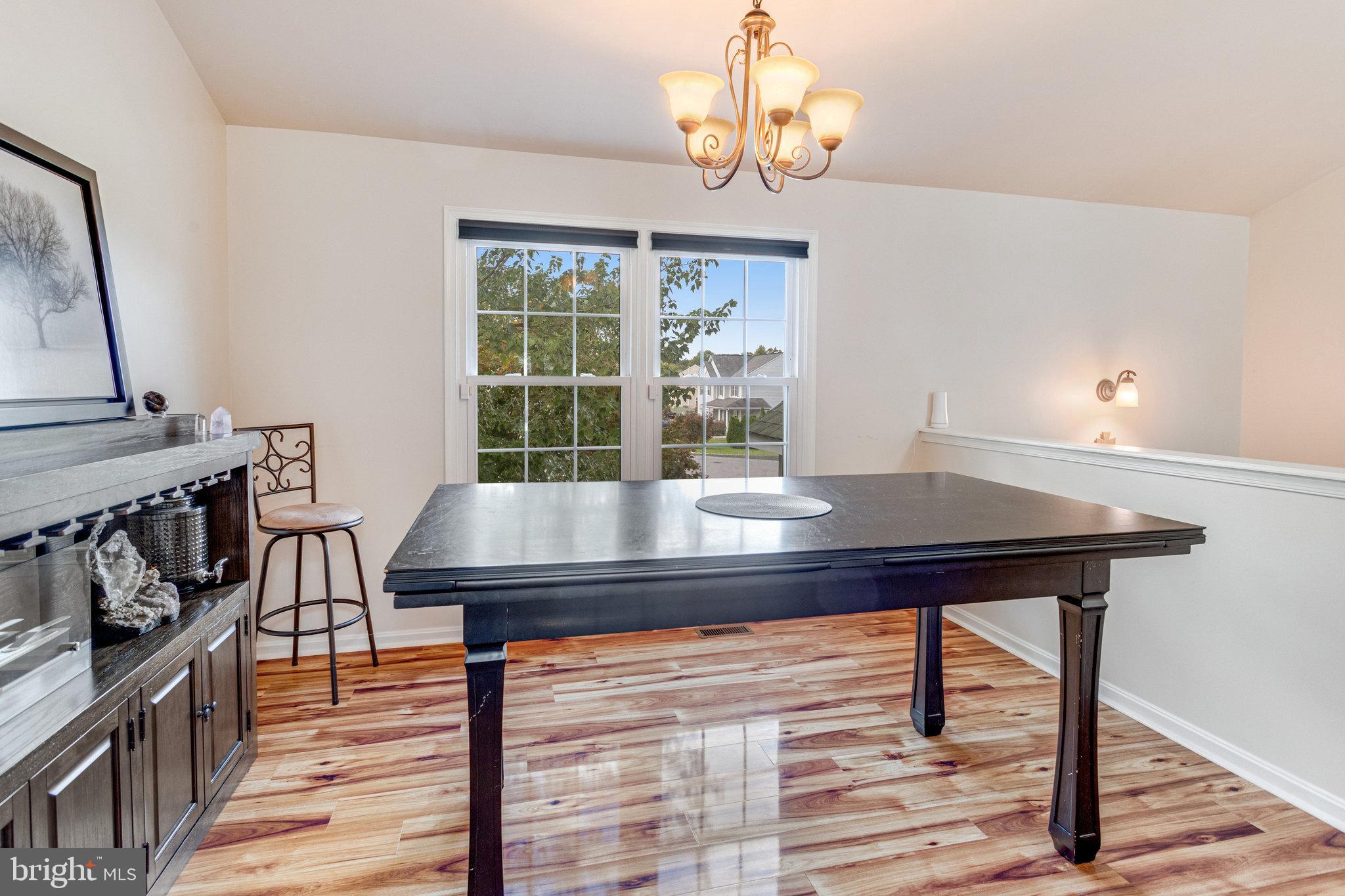 MAPLE GROVE - Residential