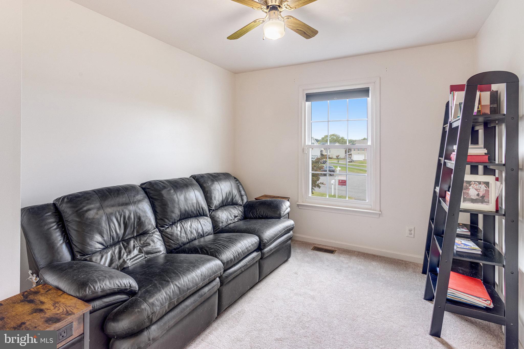 MAPLE GROVE - Residential