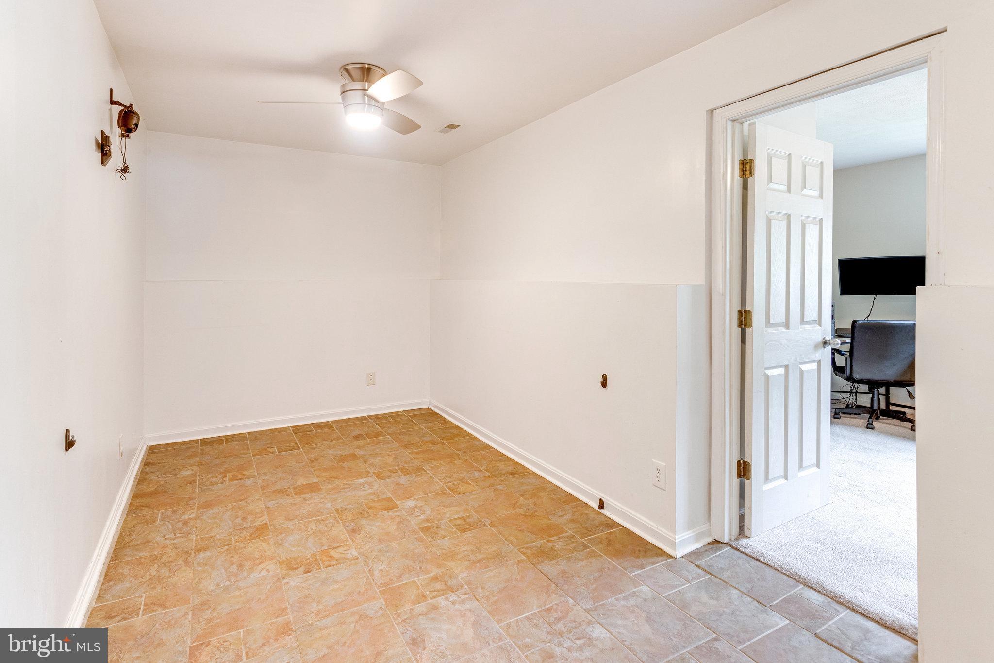 MAPLE GROVE - Residential