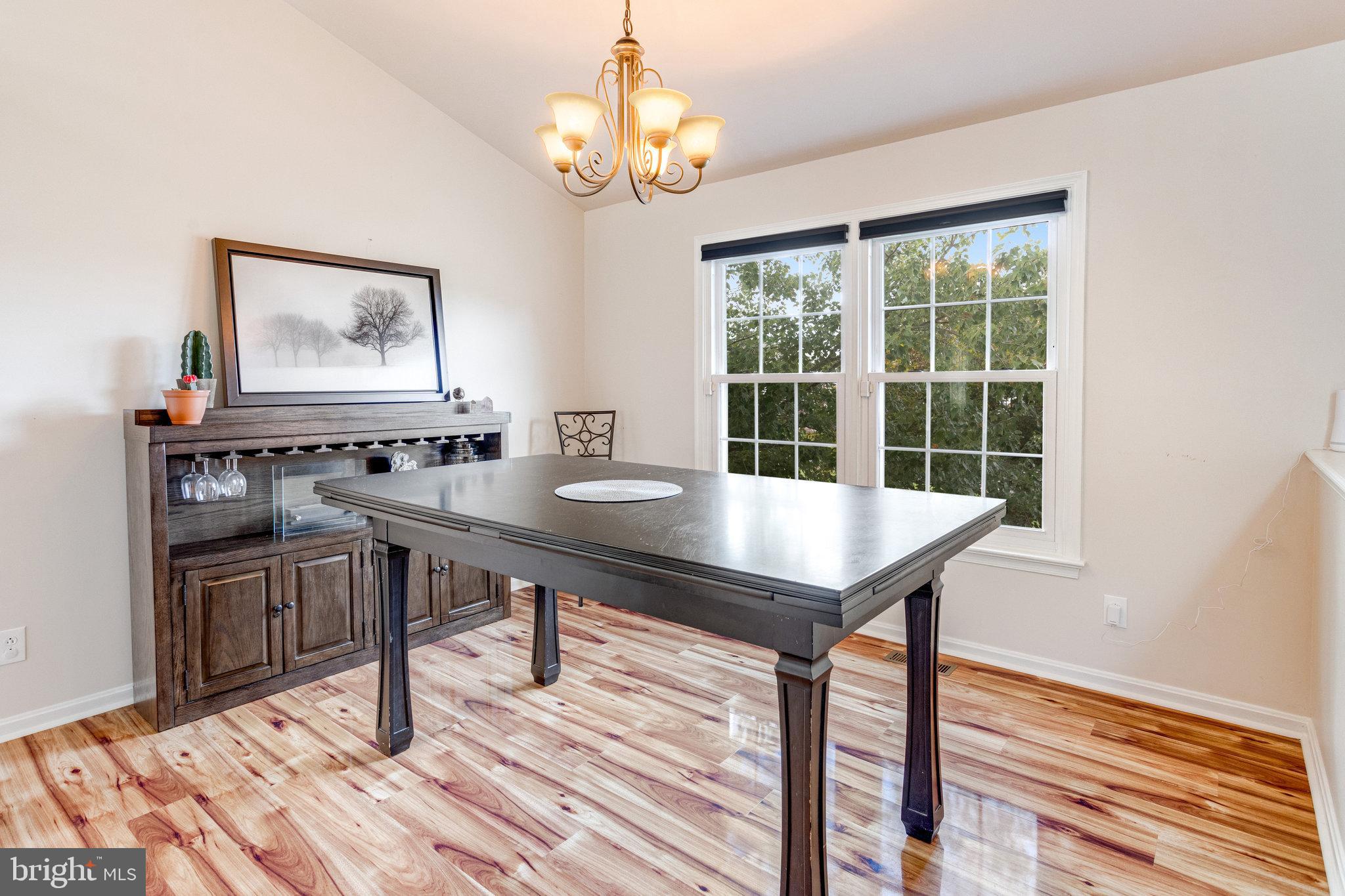 MAPLE GROVE - Residential