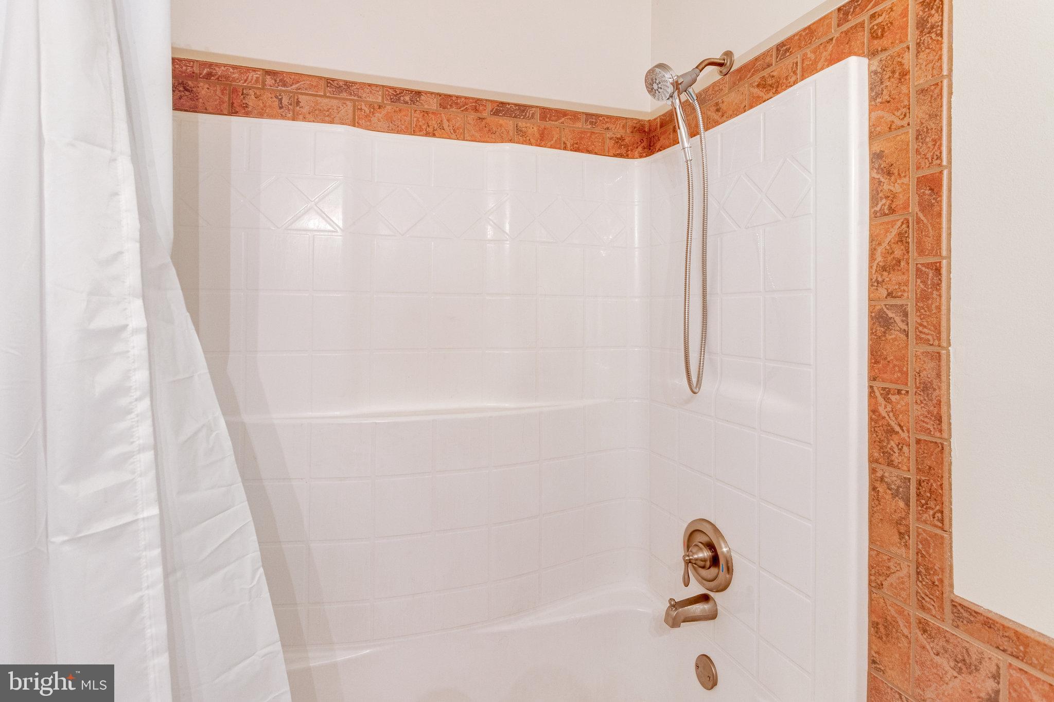 MAPLE GROVE - Residential