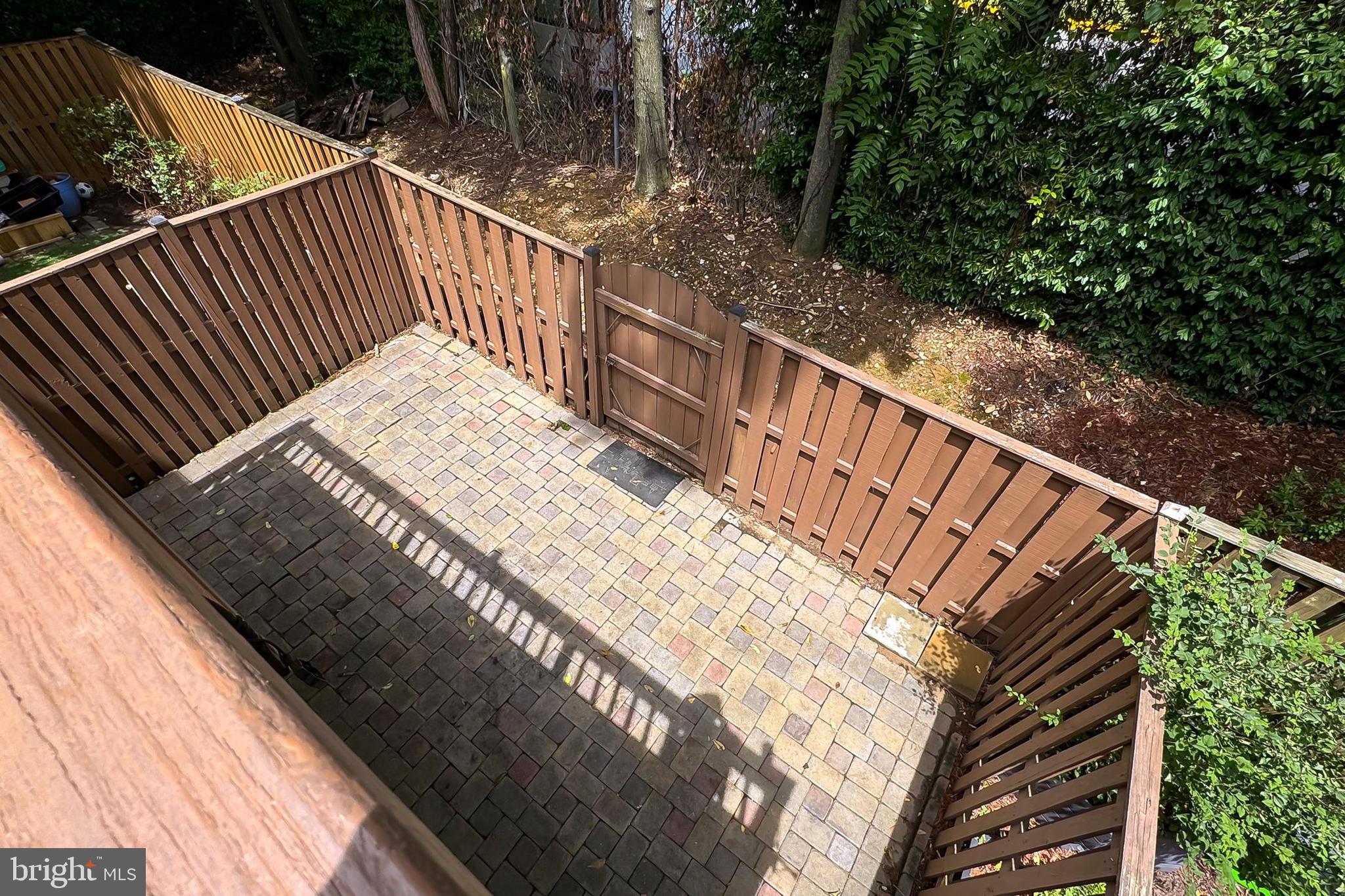 DUKE STREET SQUARE - Residential Lease