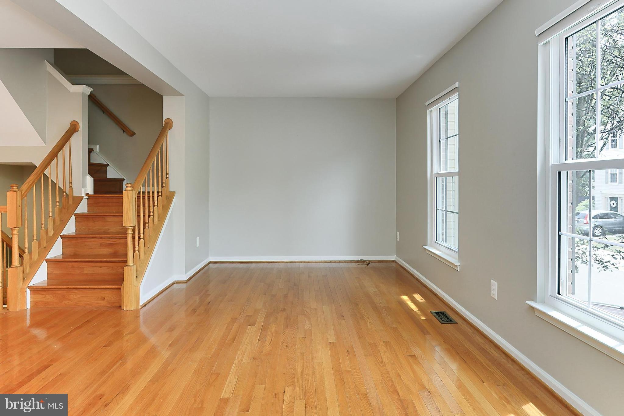 DUKE STREET SQUARE - Residential Lease