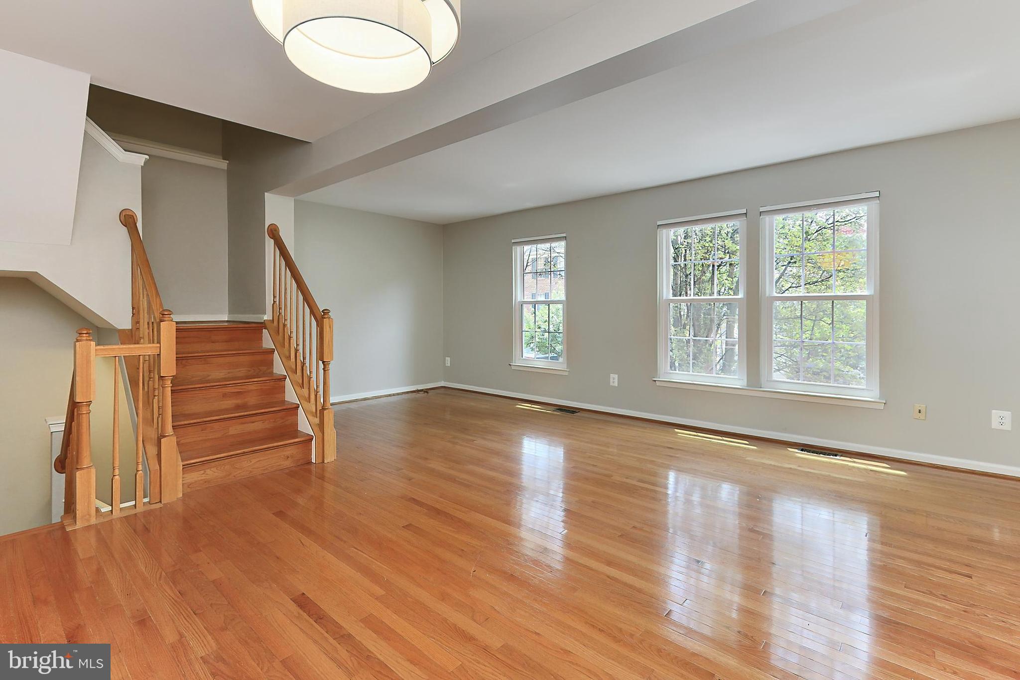 DUKE STREET SQUARE - Residential Lease