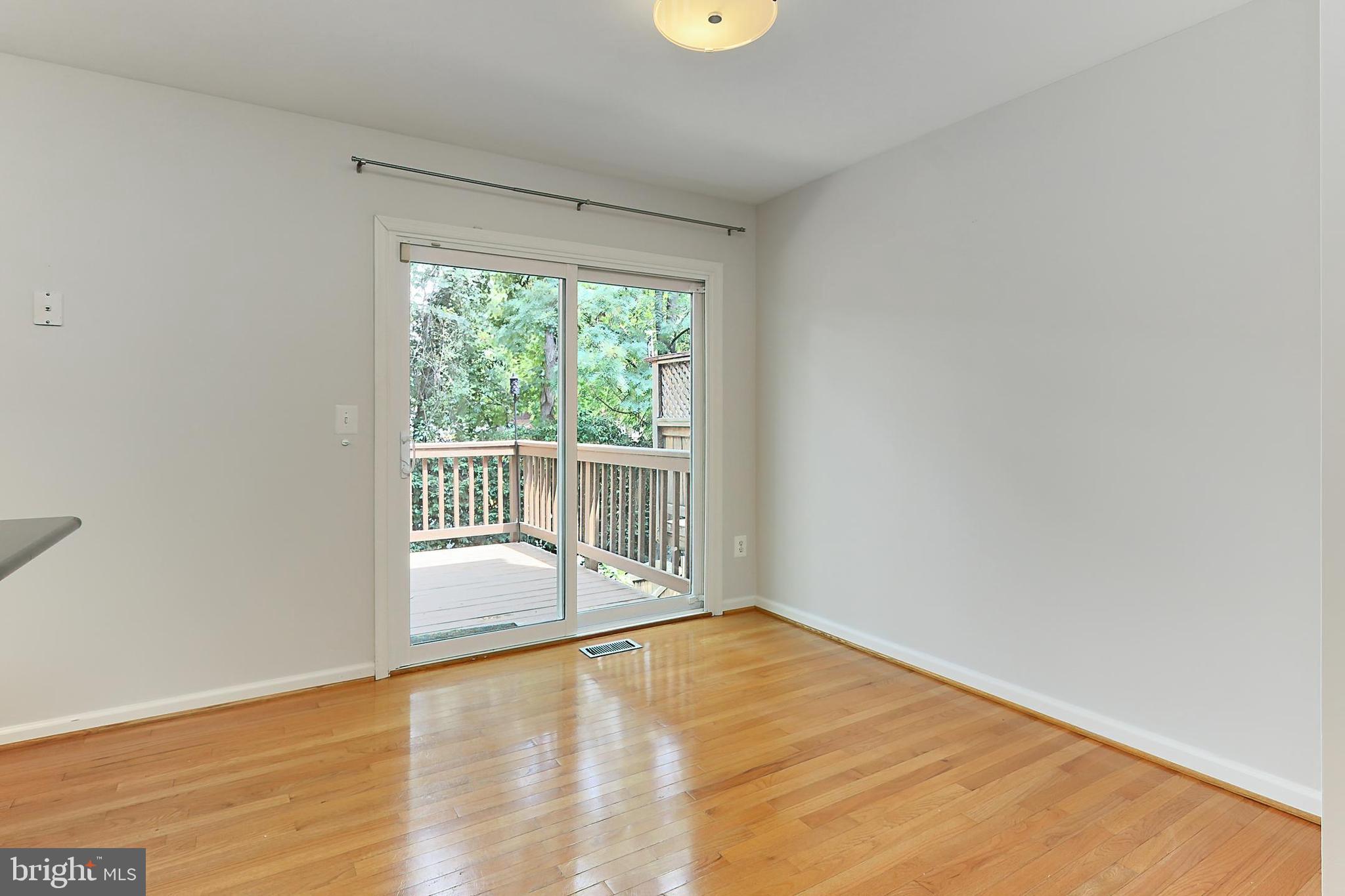 DUKE STREET SQUARE - Residential Lease