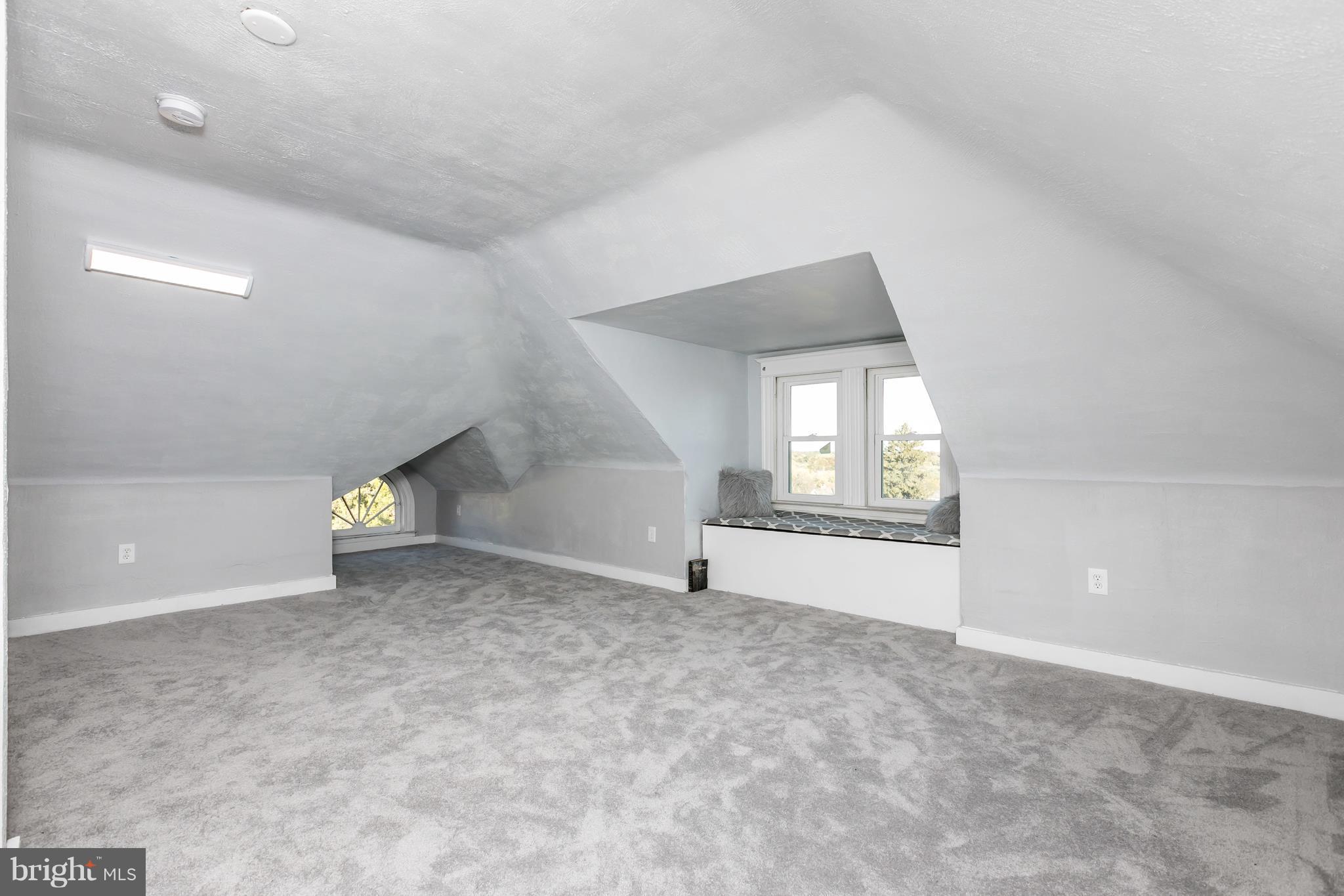 OVERLEA - Residential