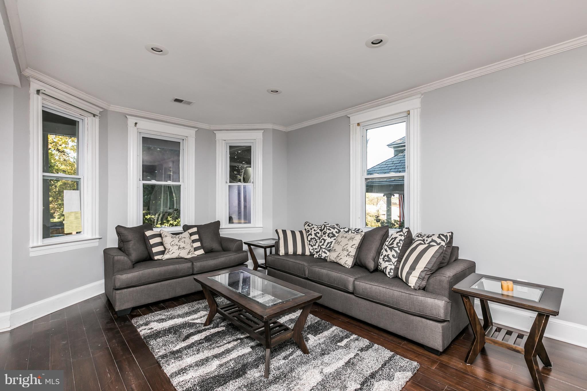 OVERLEA - Residential