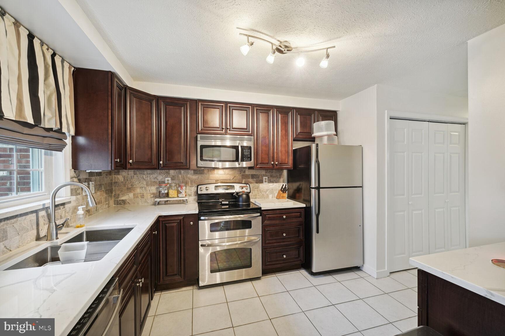 BRANDYWINE COUNTRY - Residential