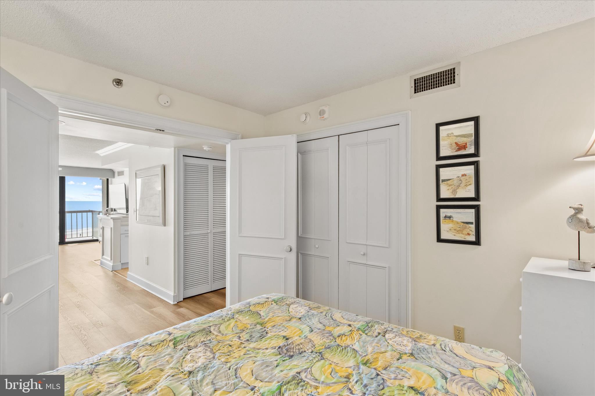 SEA COLONY EAST - Residential