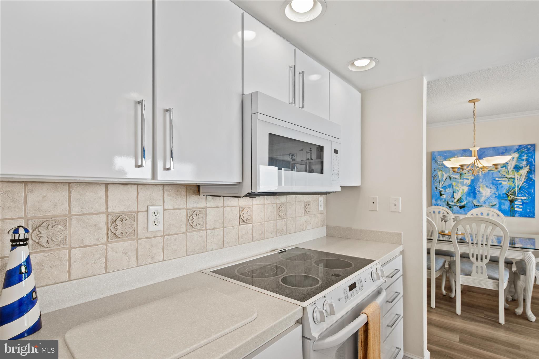 SEA COLONY EAST - Residential