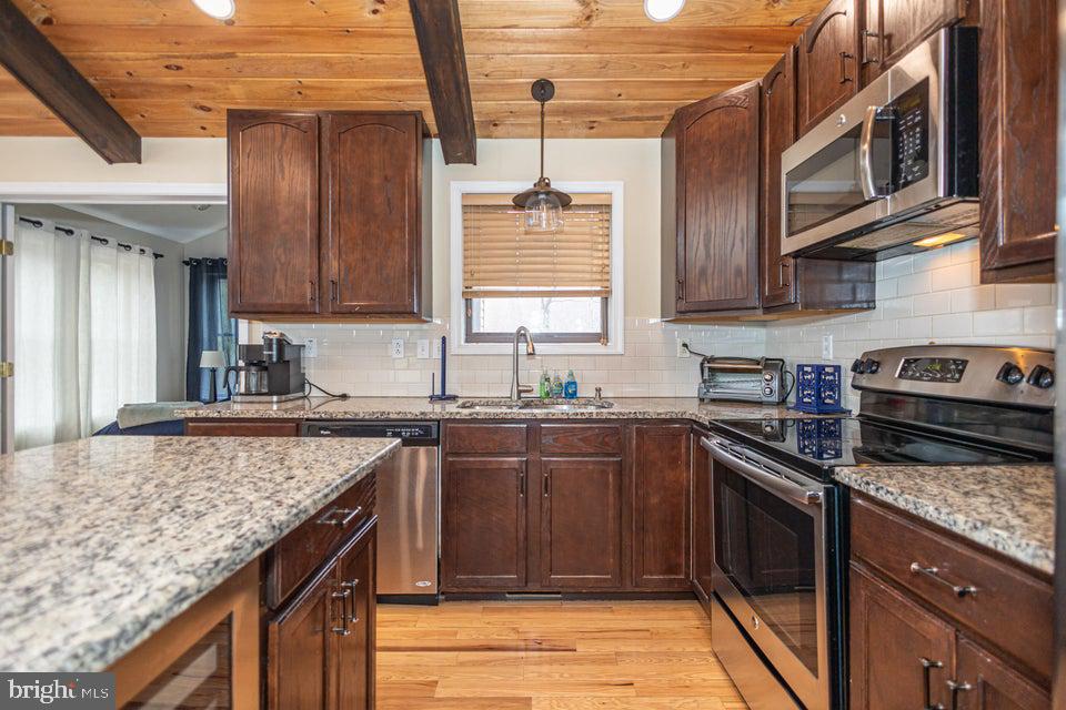 LAKE HARMONY ESTATES - Residential