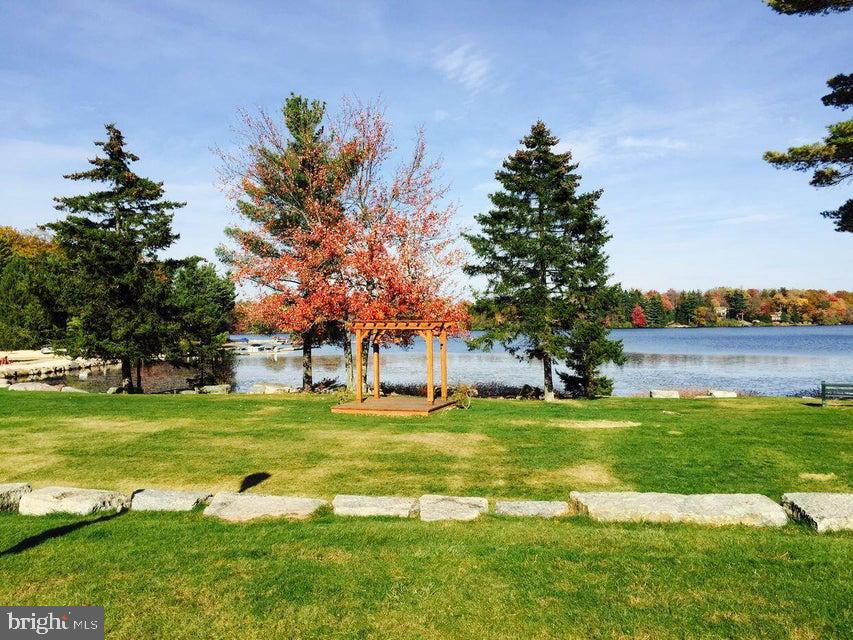 LAKE HARMONY ESTATES - Residential