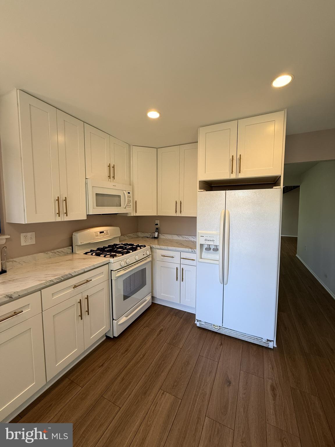 STONEGATE - Residential