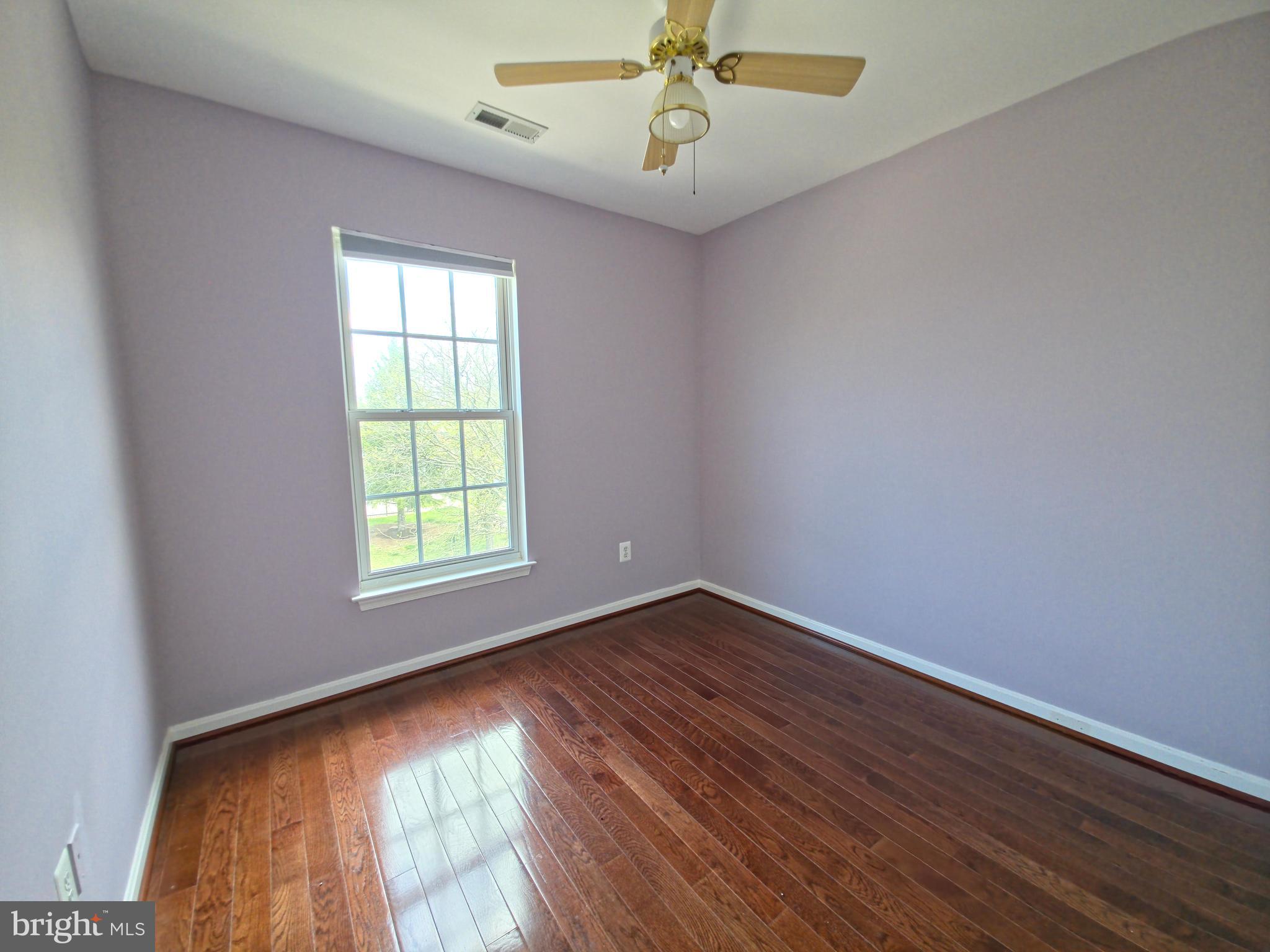 SOUTH RIDING - Residential