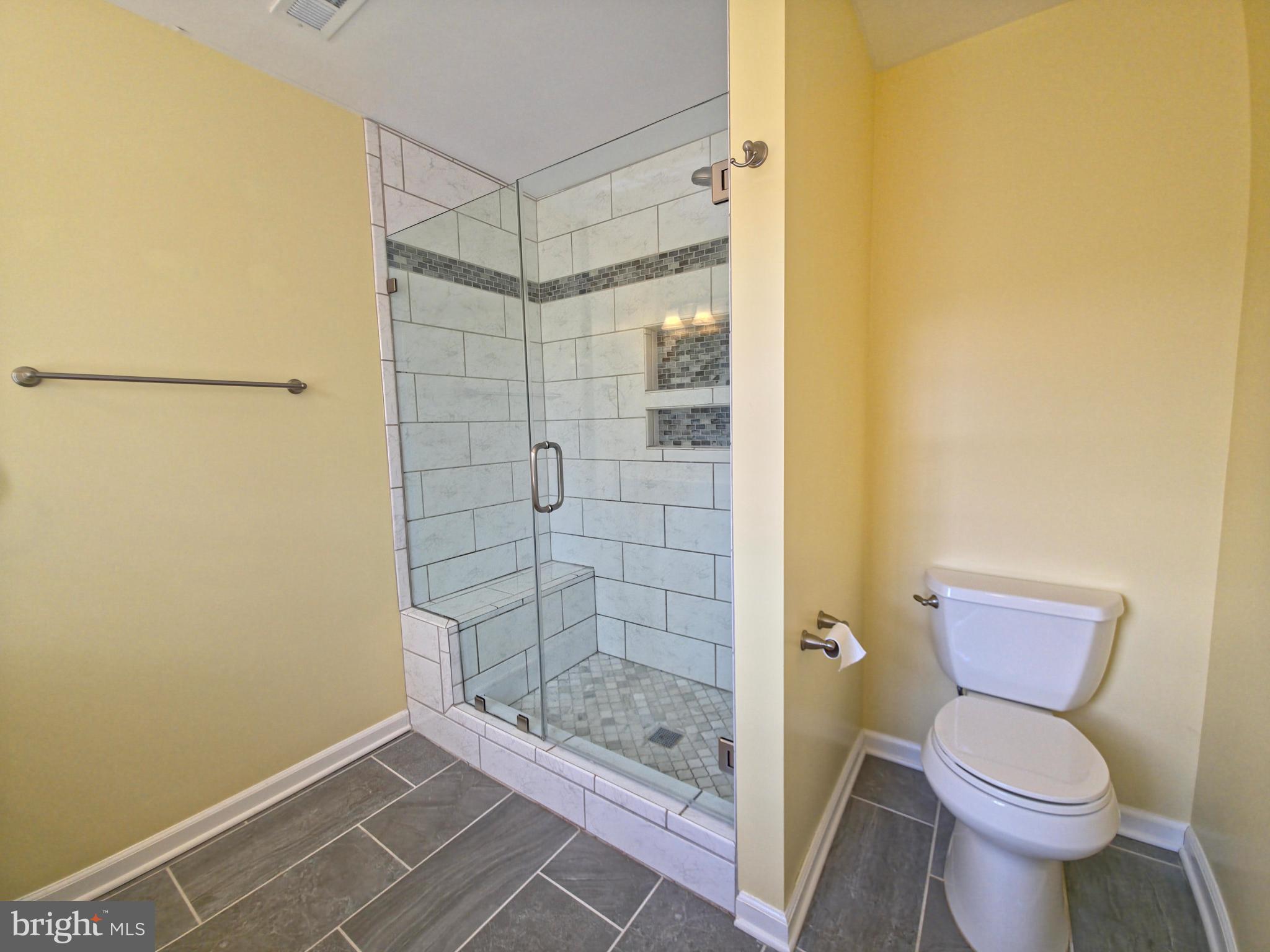 SOUTH RIDING - Residential