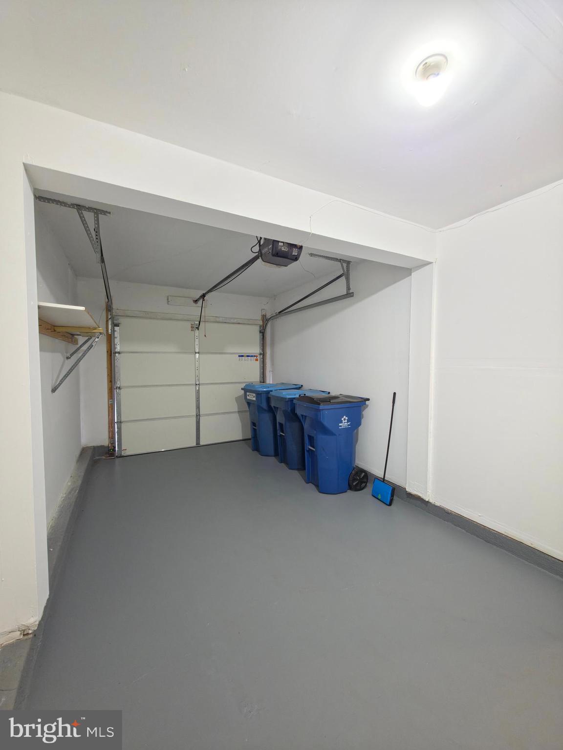 SOUTH RIDING - Residential