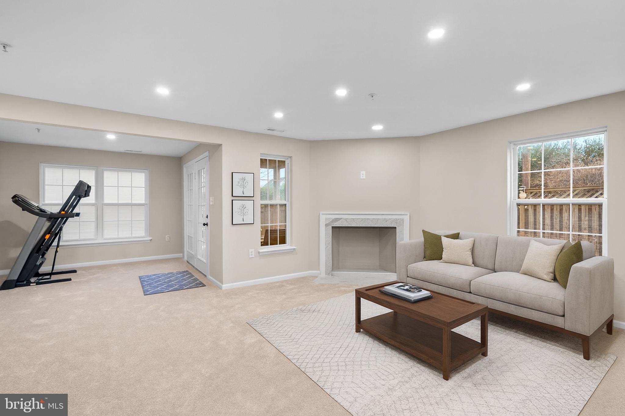 TUSCARORA KNOLLS - Residential