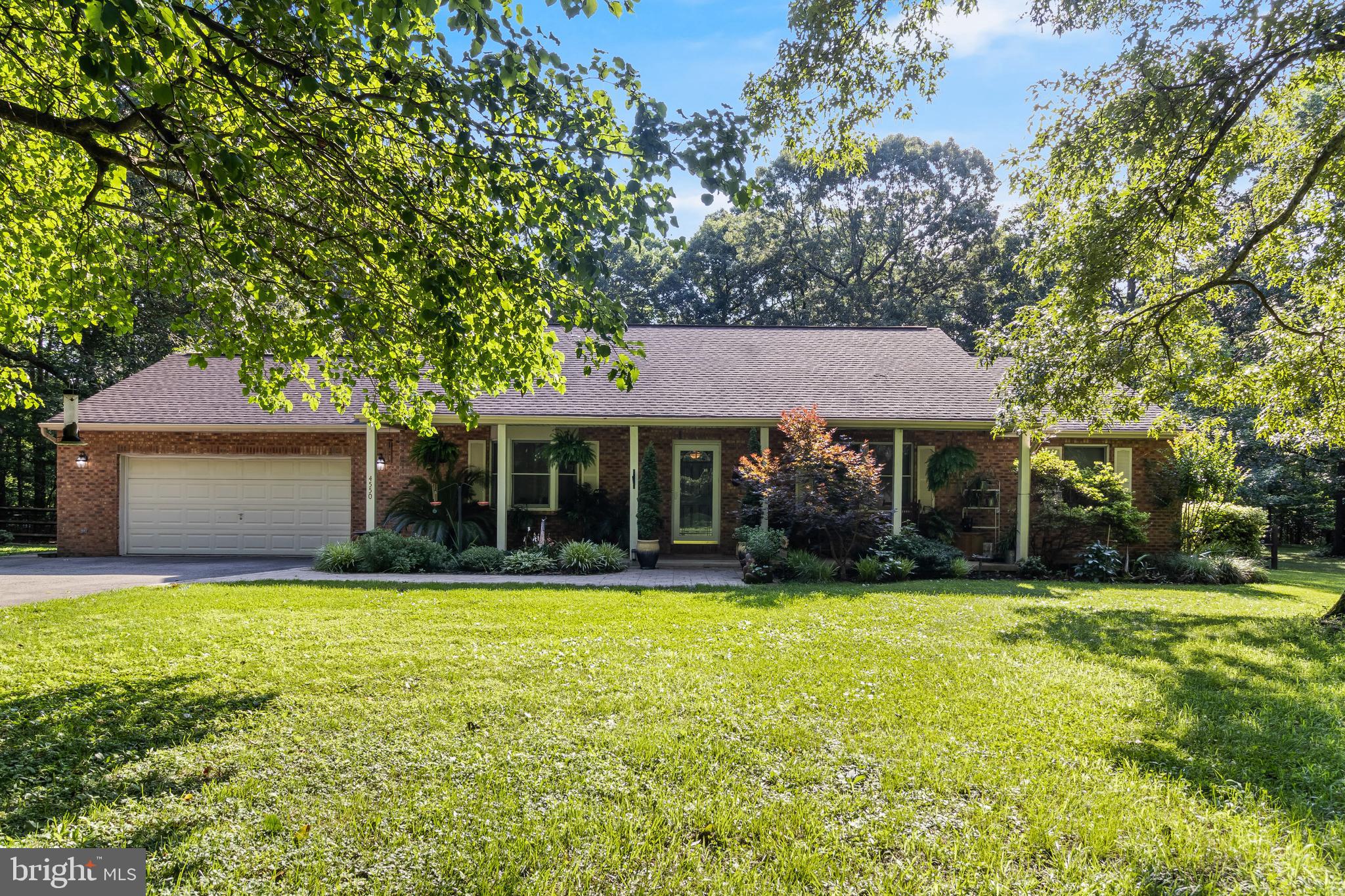 4550 BRANCHWOOD PLACE