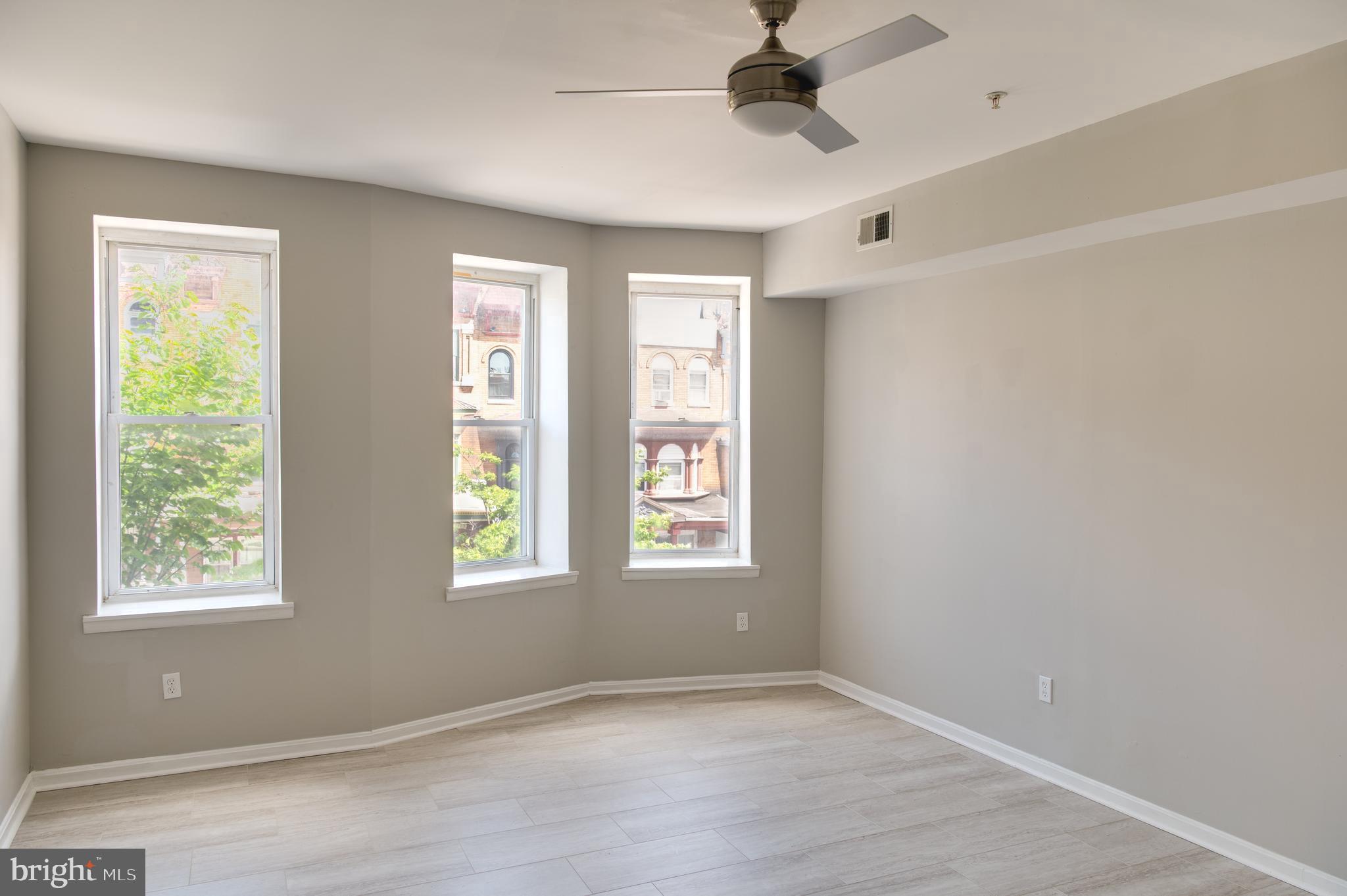 MIDWAY - Residential Lease