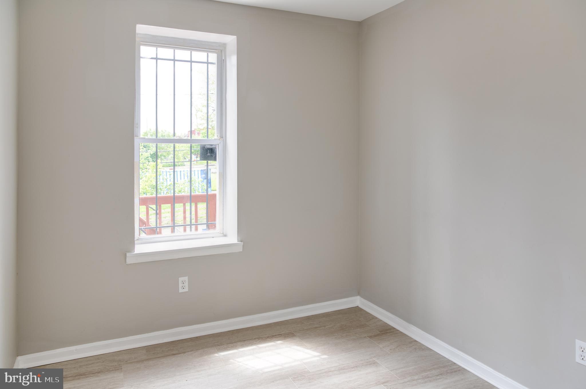MIDWAY - Residential Lease