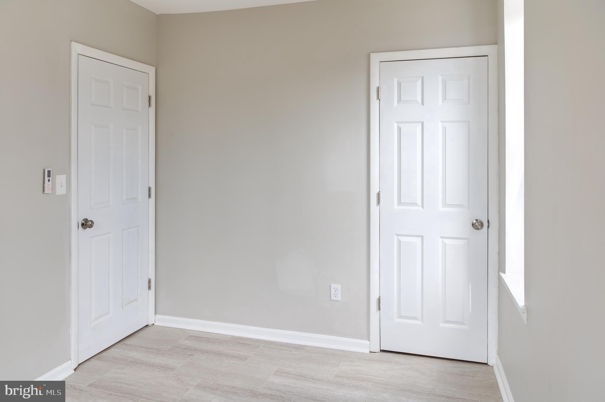 MIDWAY - Residential Lease