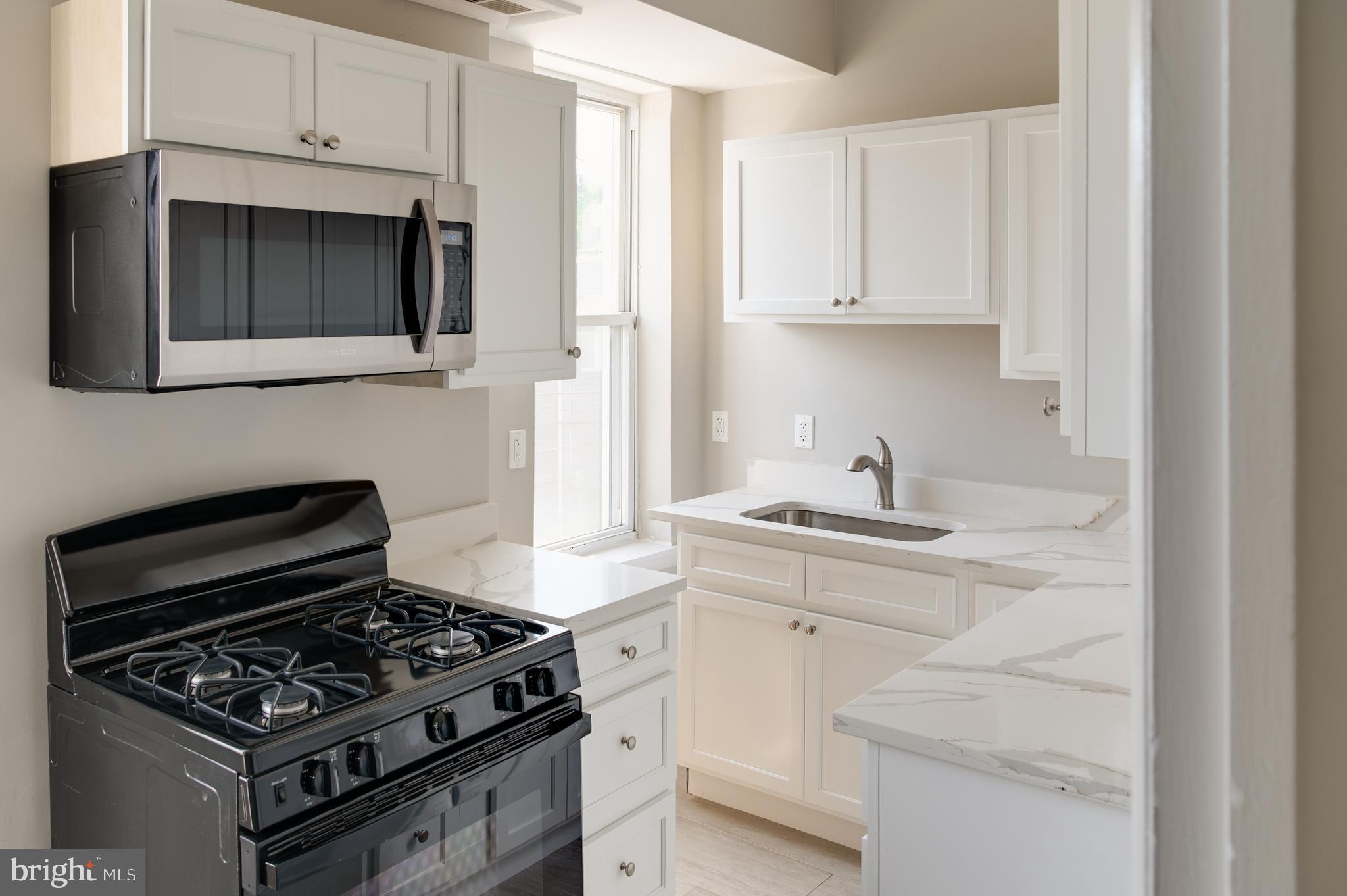 MIDWAY - Residential Lease