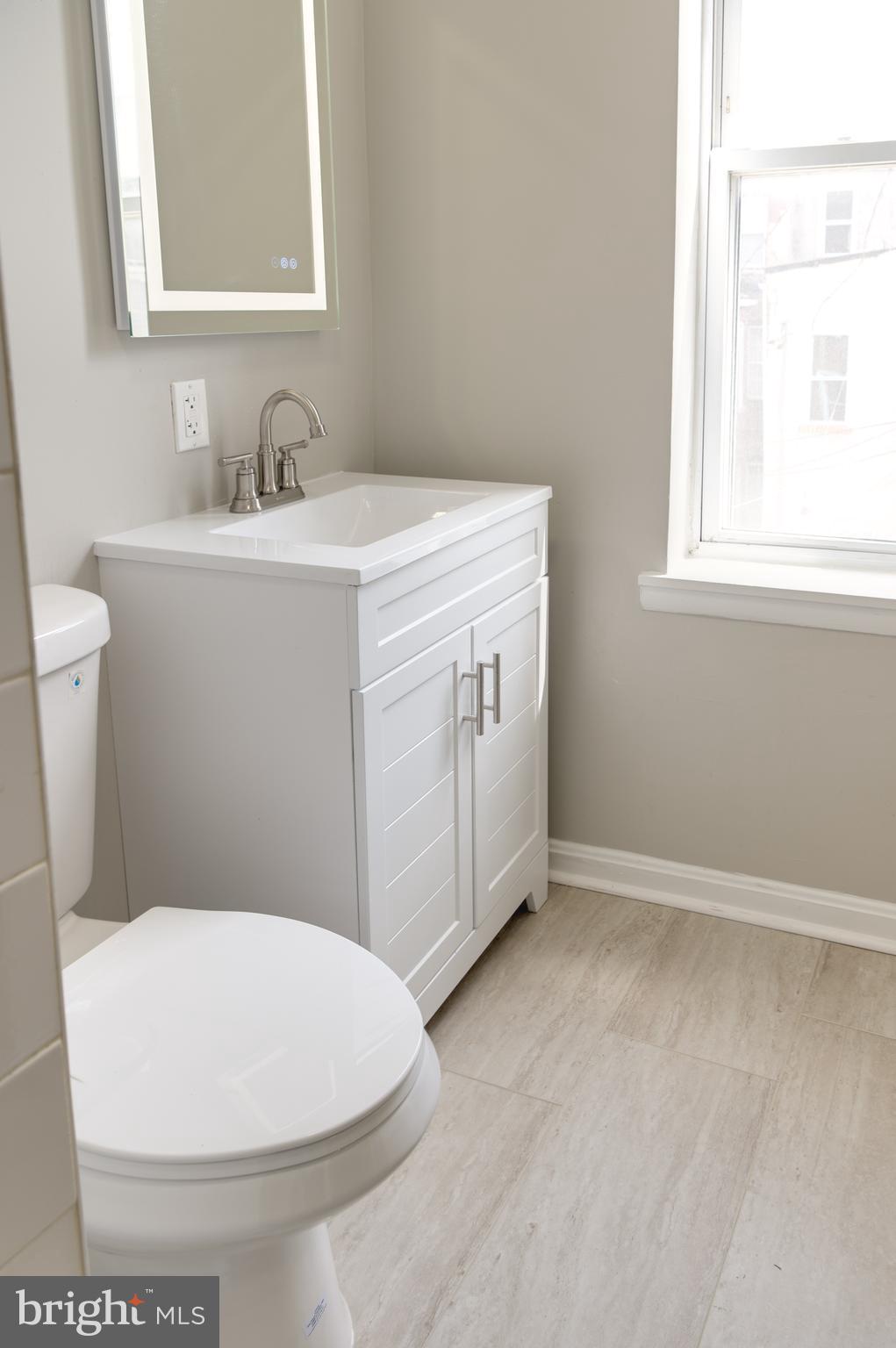 MIDWAY - Residential Lease