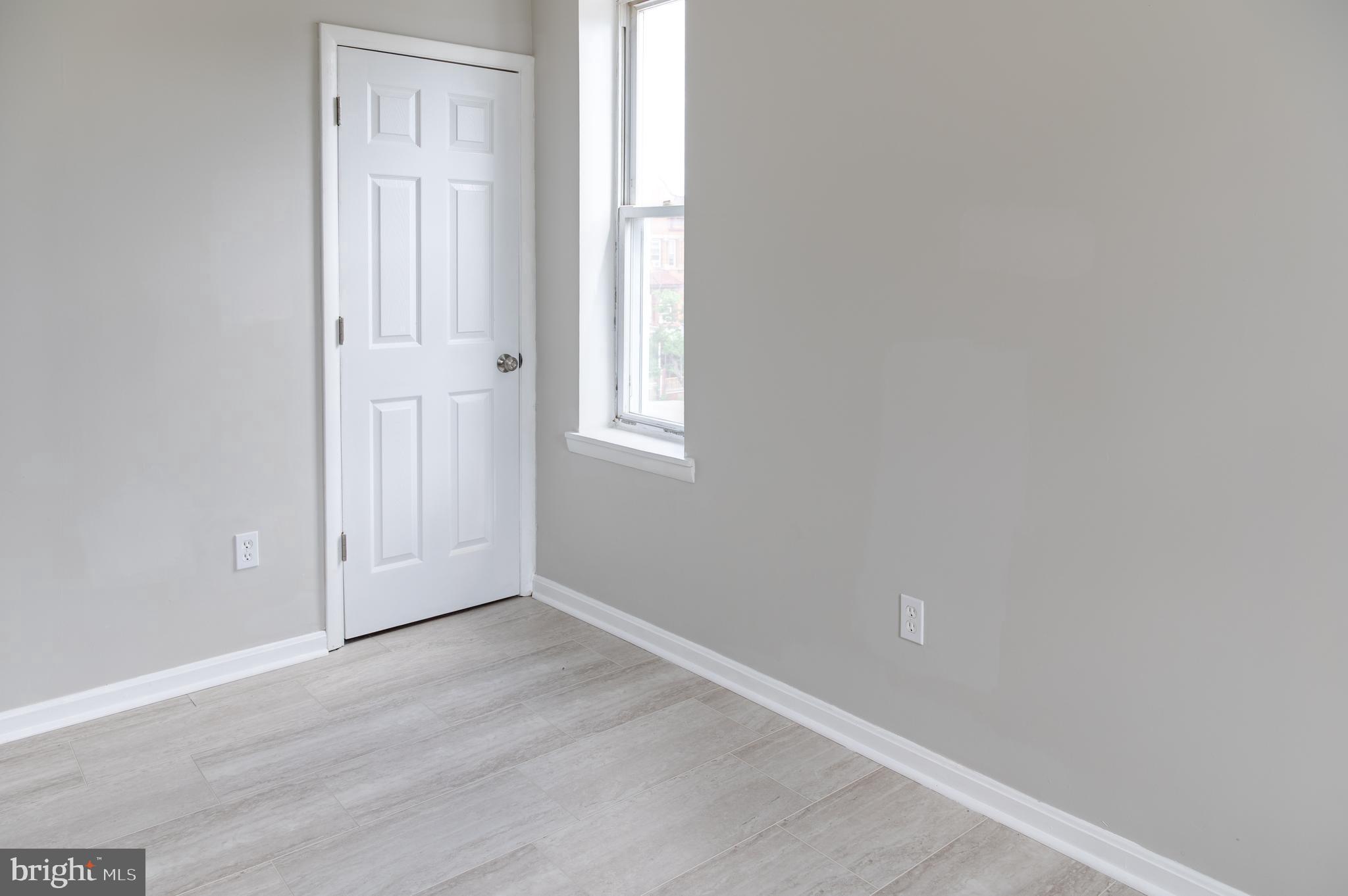 MIDWAY - Residential Lease