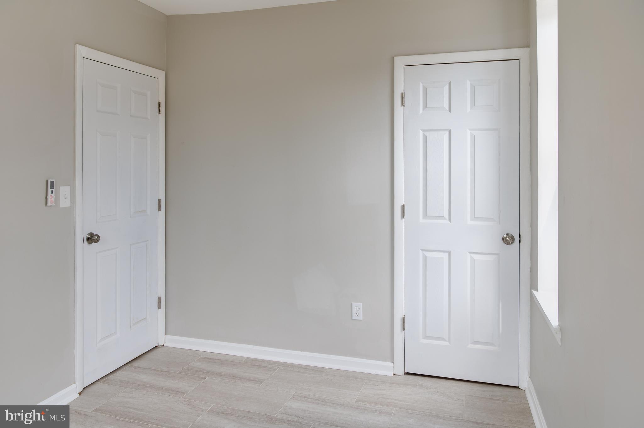MIDWAY - Residential Lease