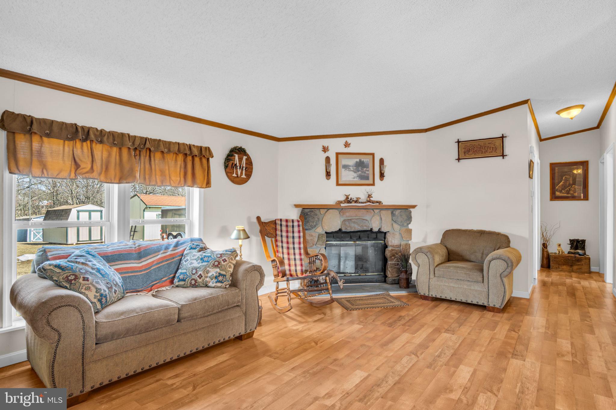 UPPER MIFFLIN TWP - Residential