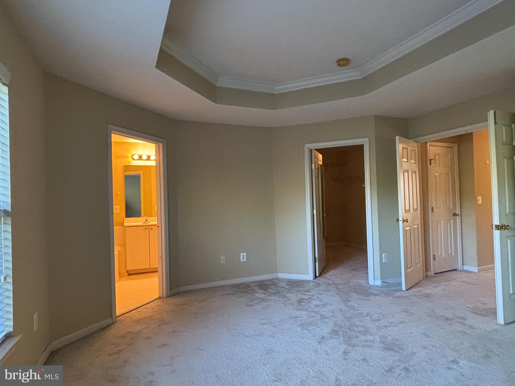 RIVERSIDE STATION - Residential Lease