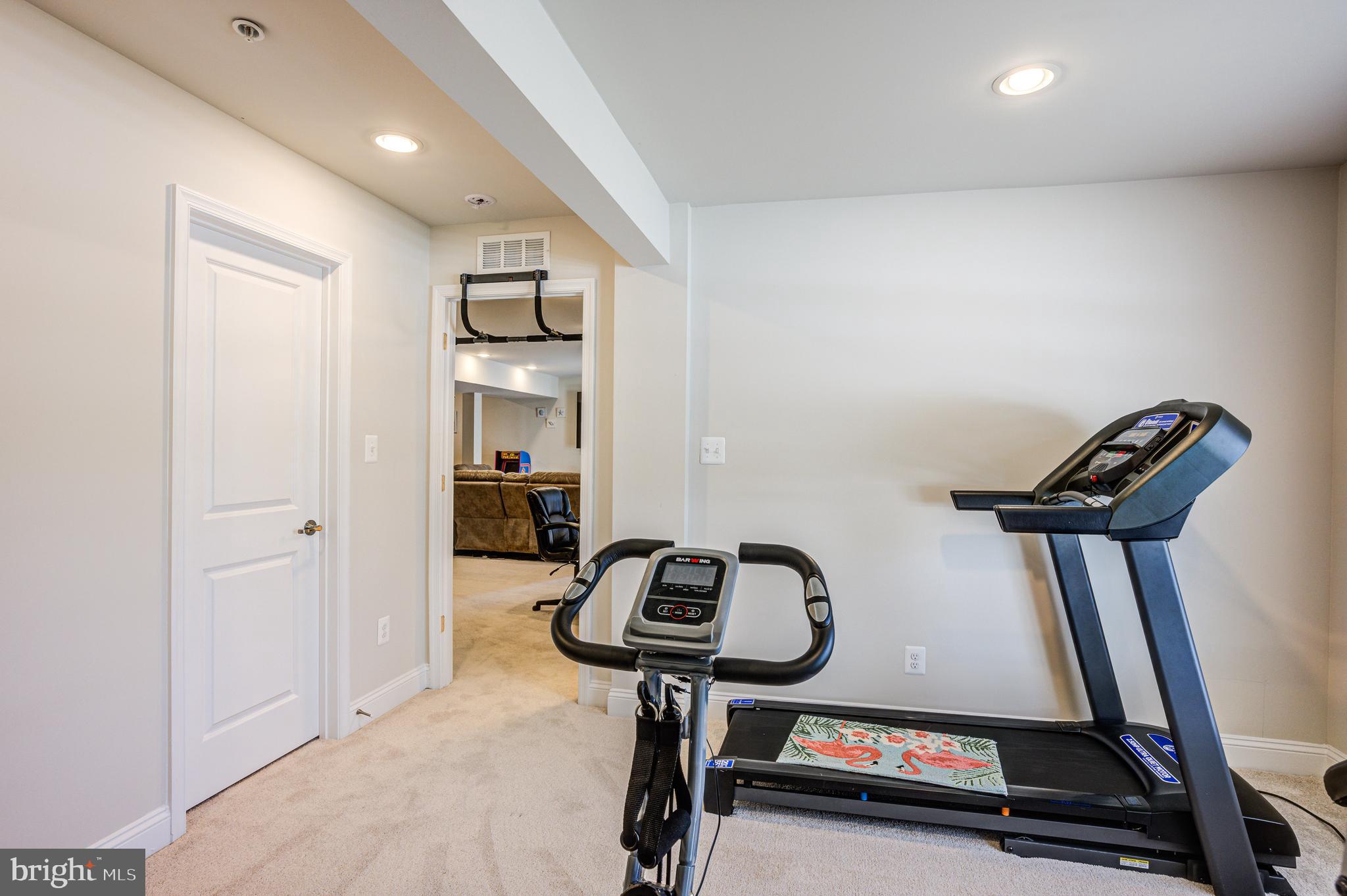 BEECH CREEK - Residential