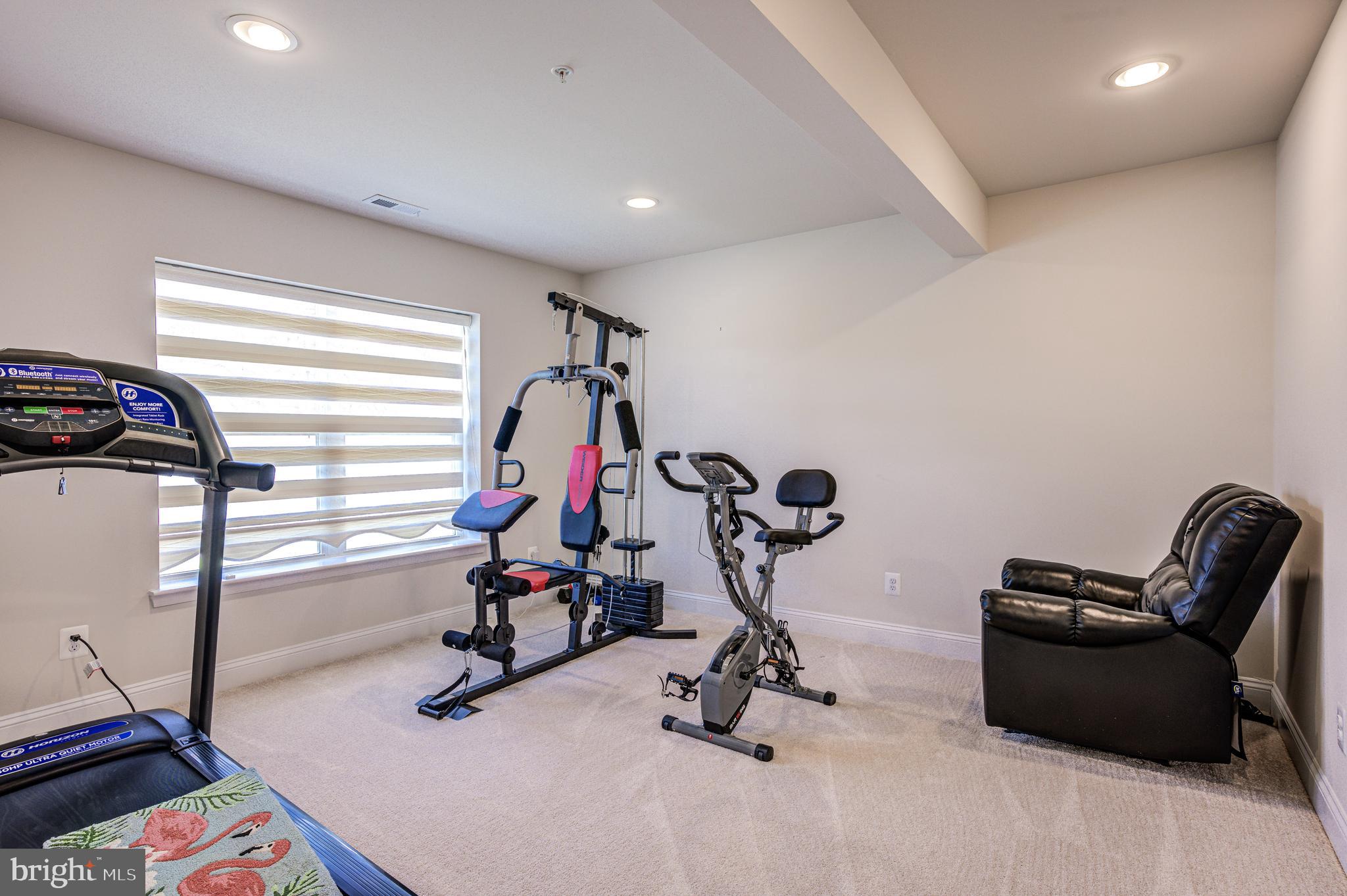 BEECH CREEK - Residential