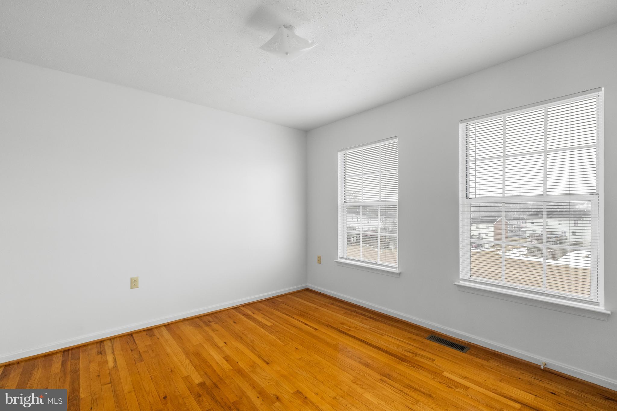 BROOKLAND HEIGHTS - Residential