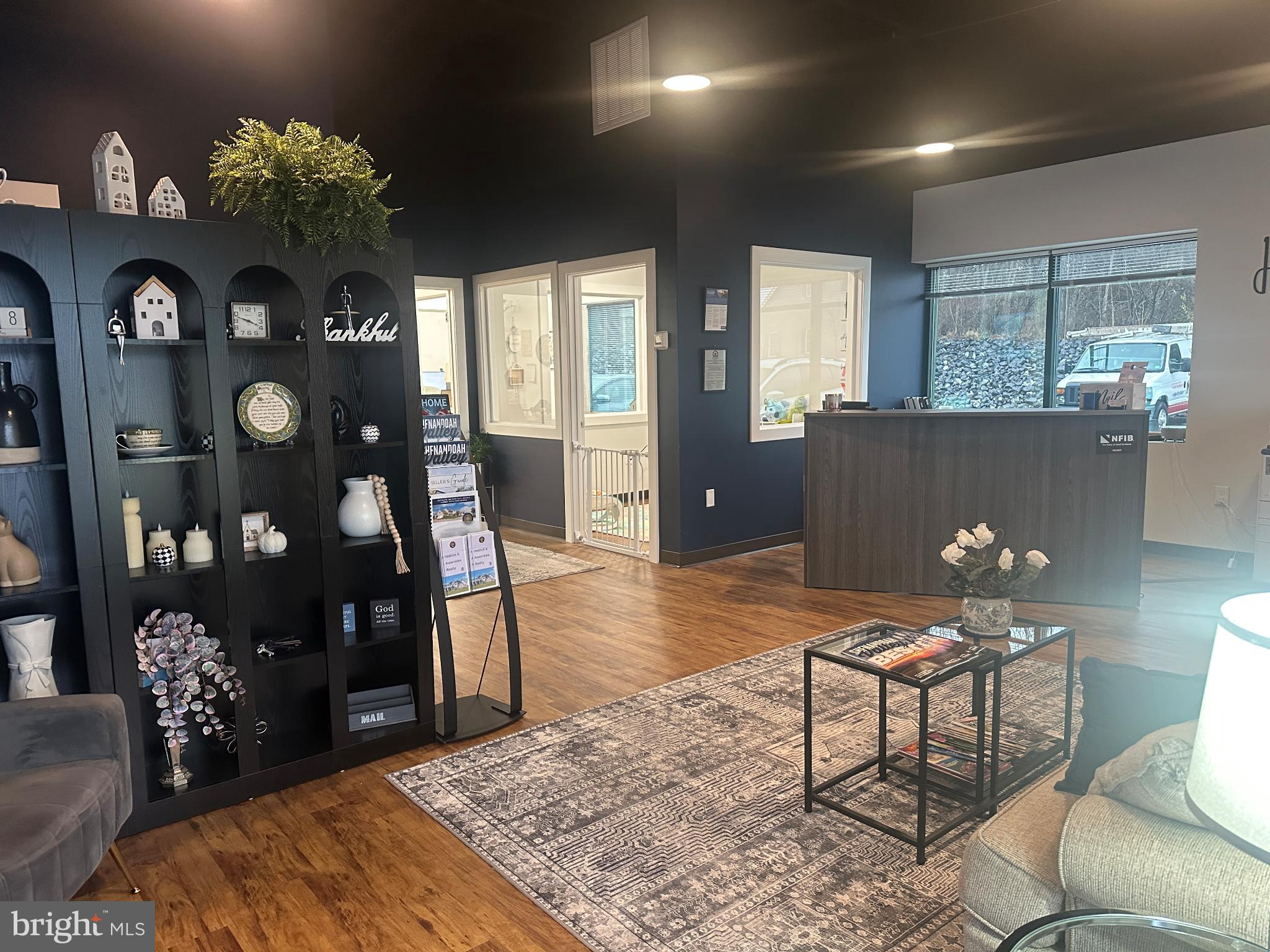 3215 PEOPLES DR DRIVE 110