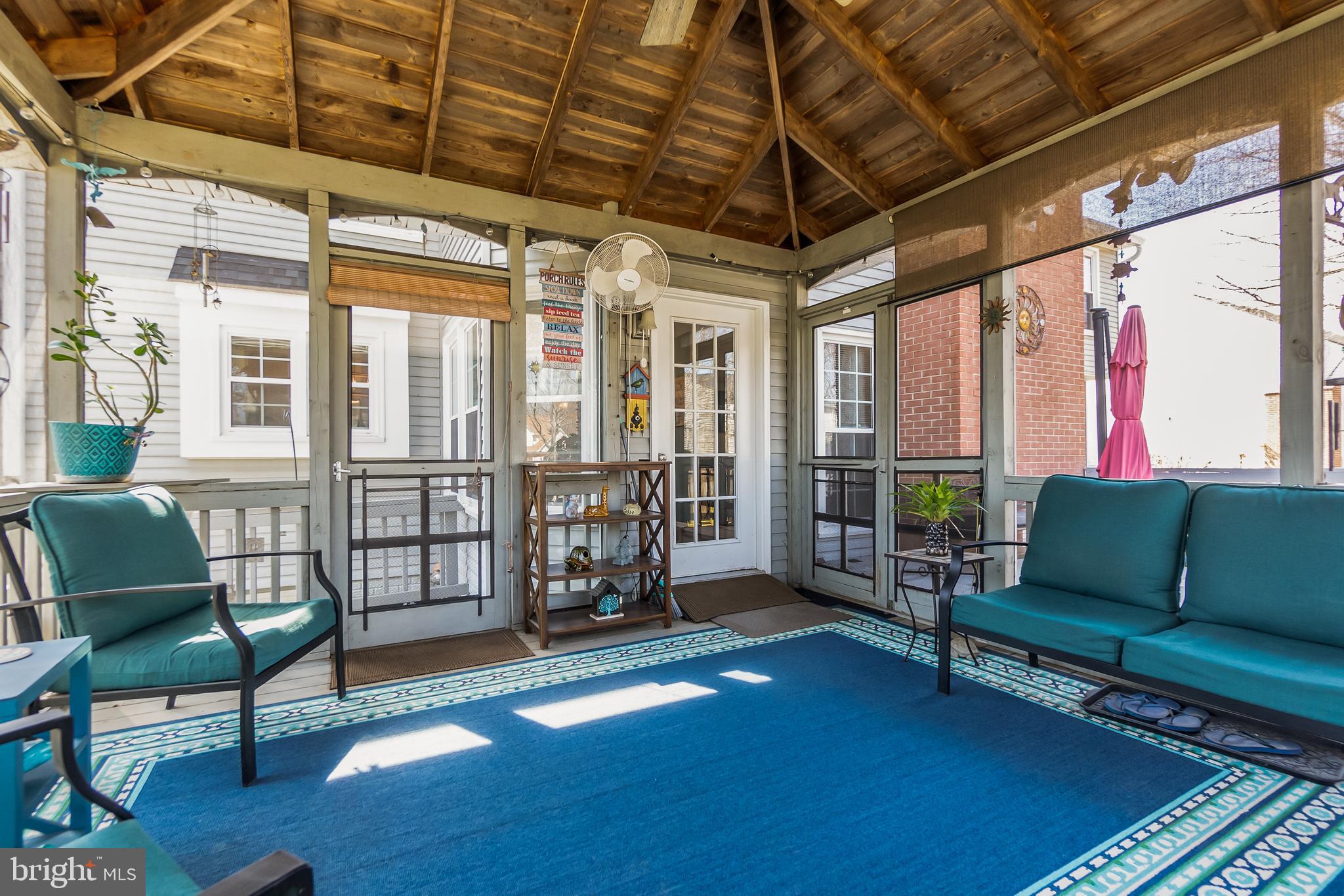 FOX POINT - Residential