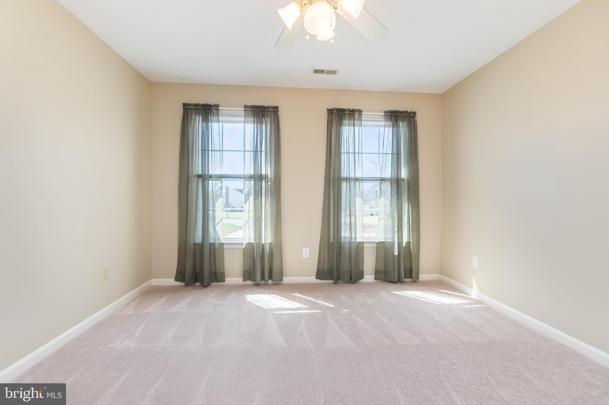 FOX POINT - Residential