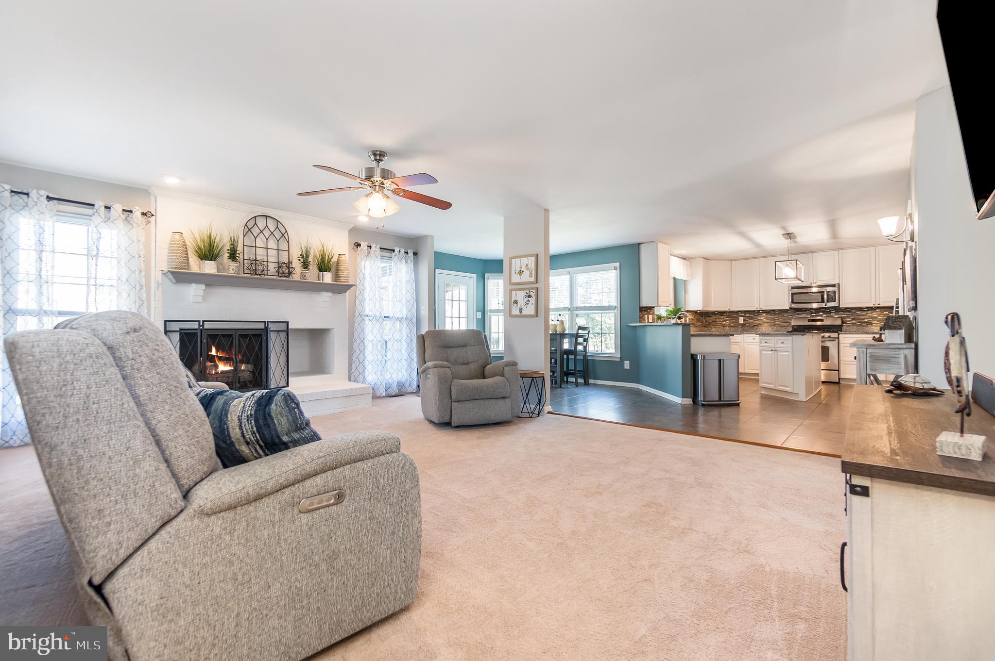 FOX POINT - Residential