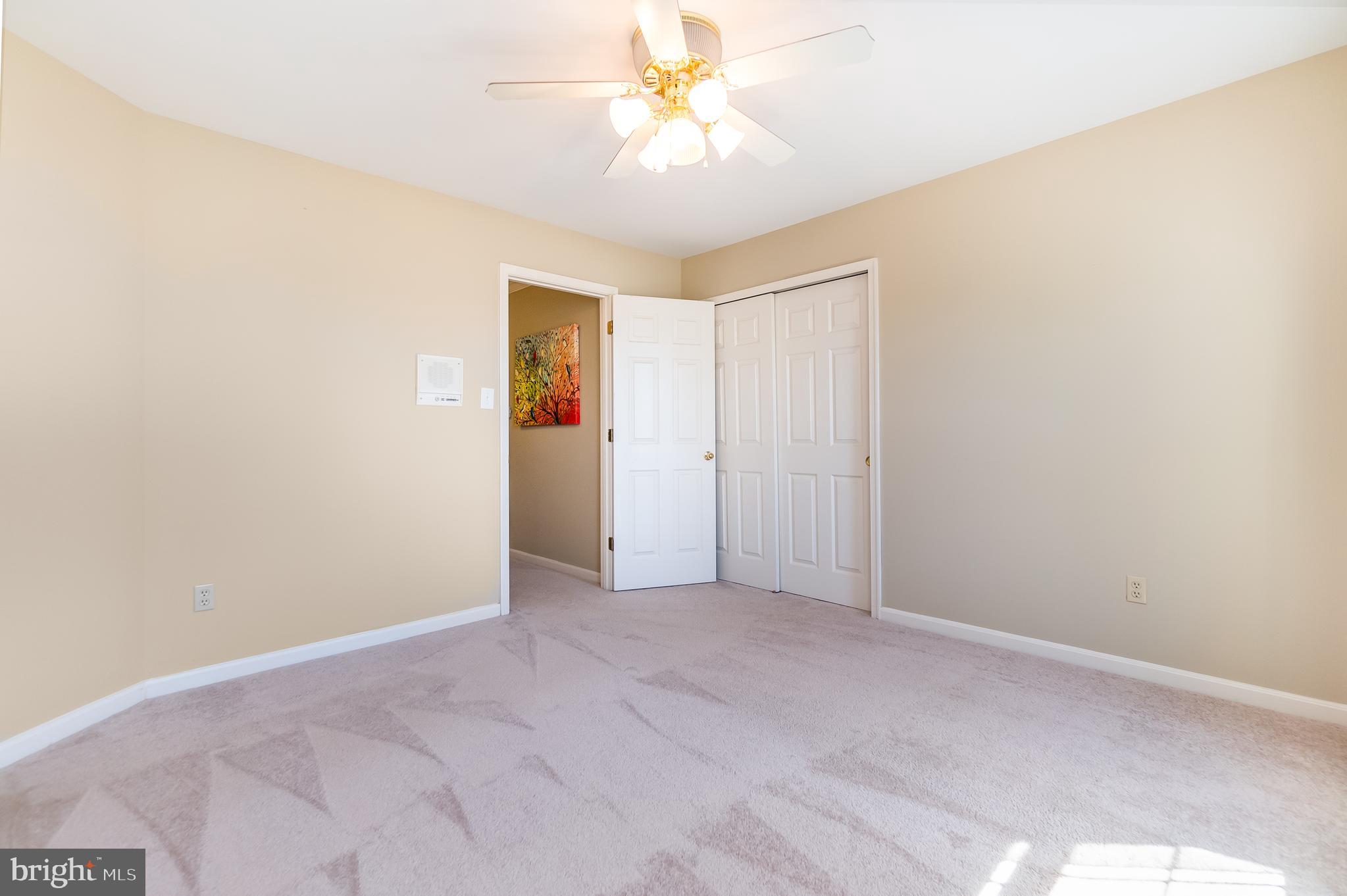 FOX POINT - Residential