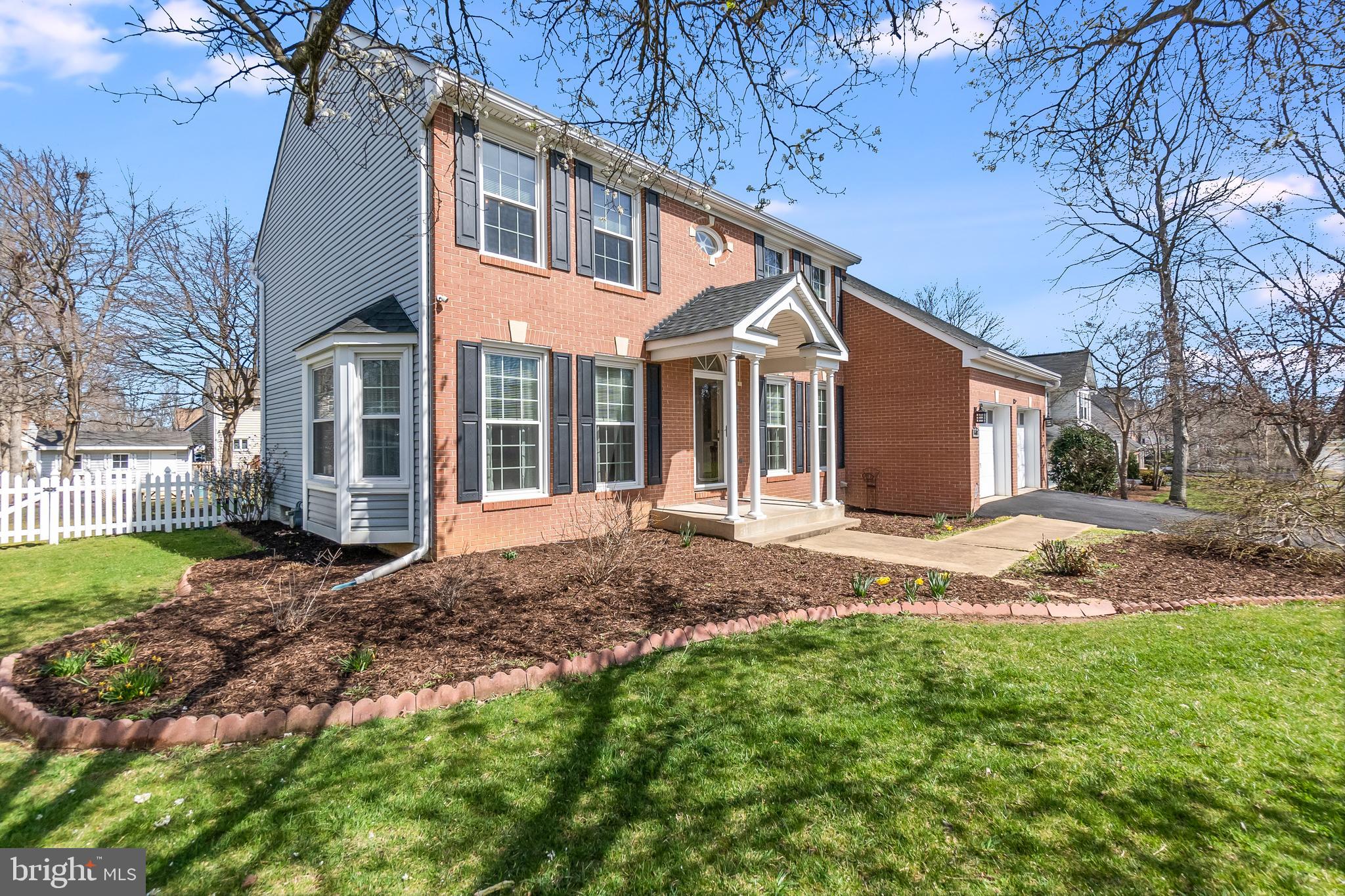 FOX POINT - Residential