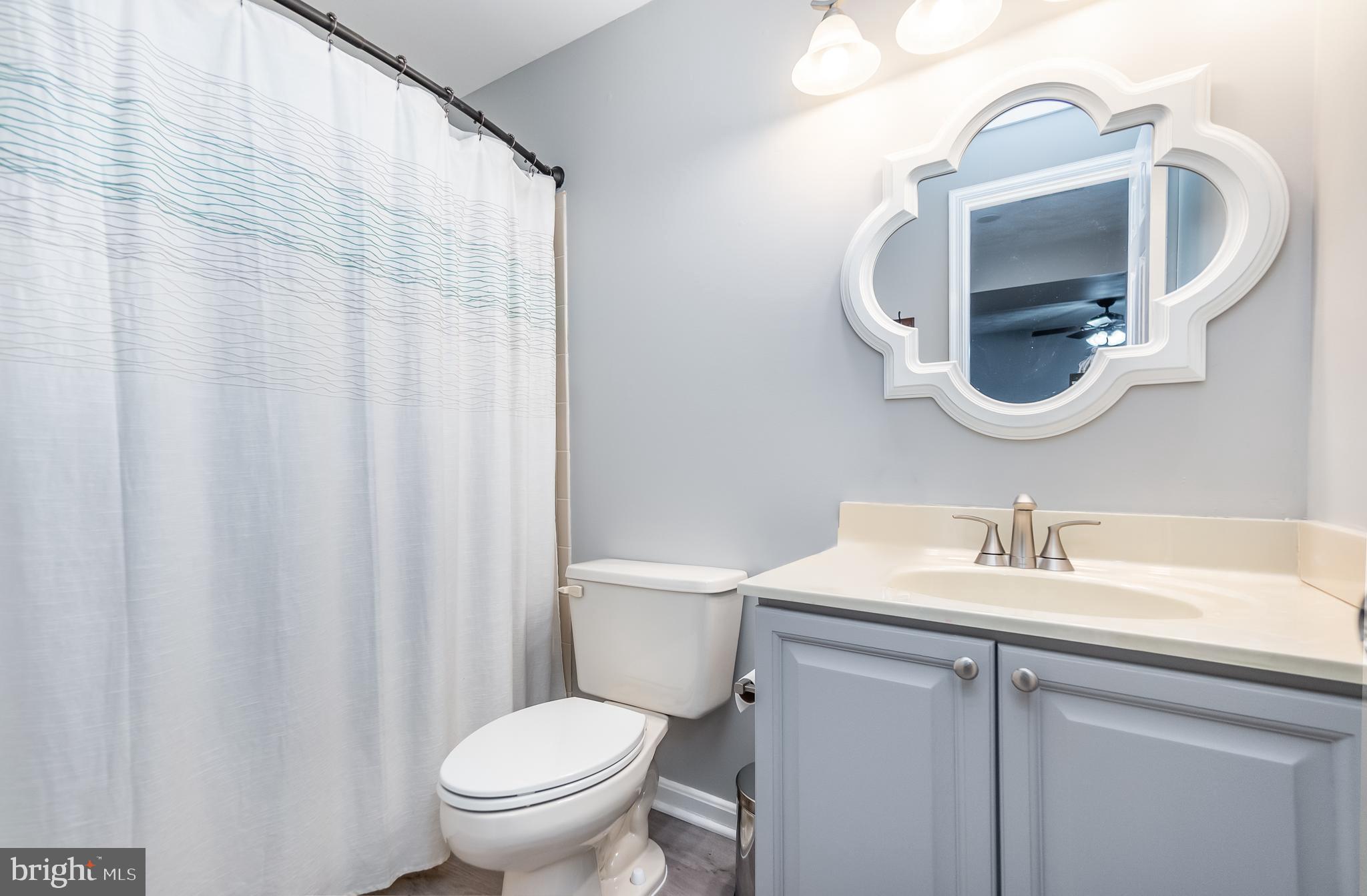 FOX POINT - Residential