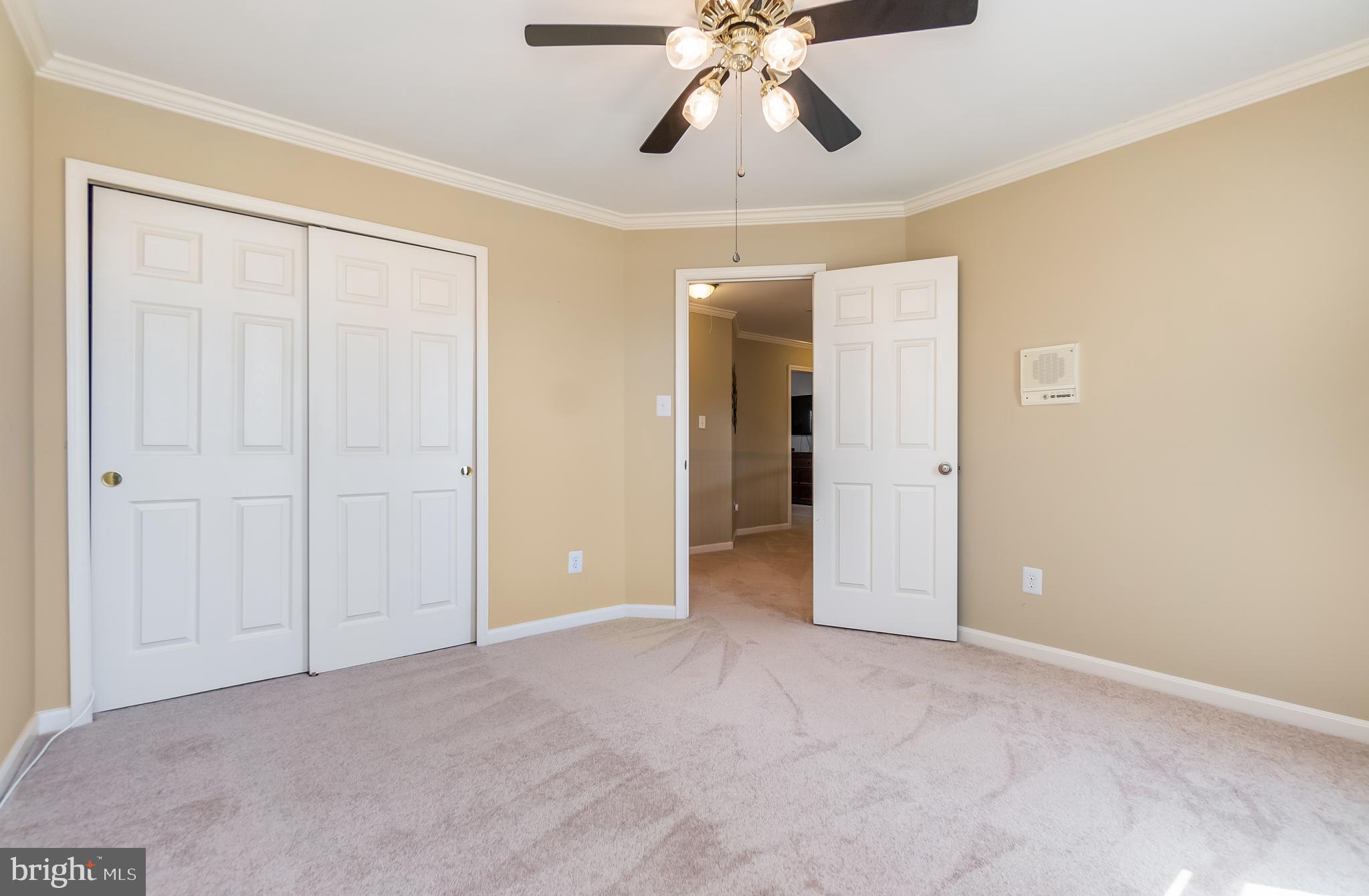 FOX POINT - Residential