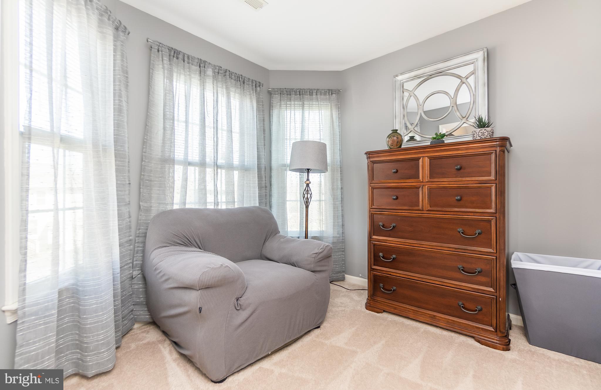 FOX POINT - Residential